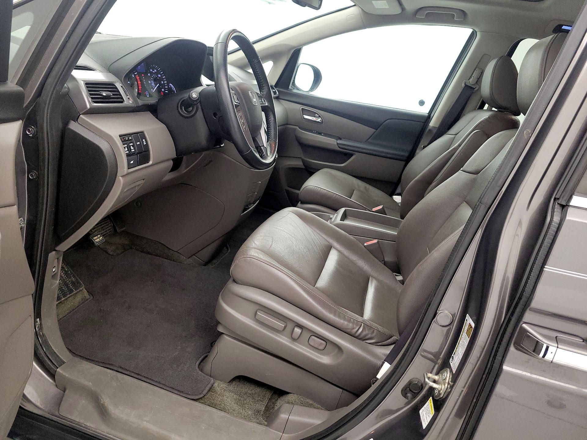 Thumbnail: 2014 Honda Odyssey - 11