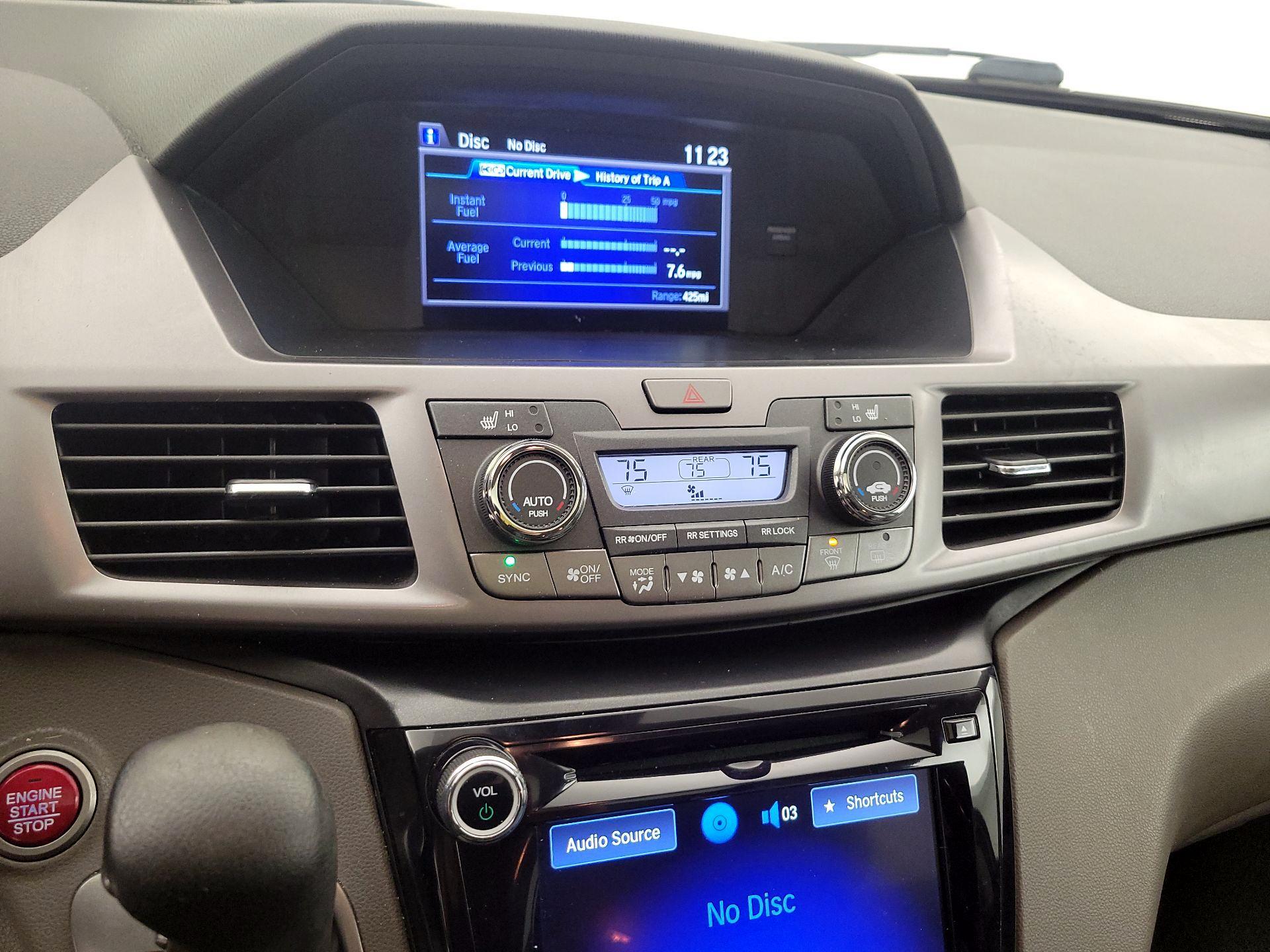 Thumbnail: 2014 Honda Odyssey - 16