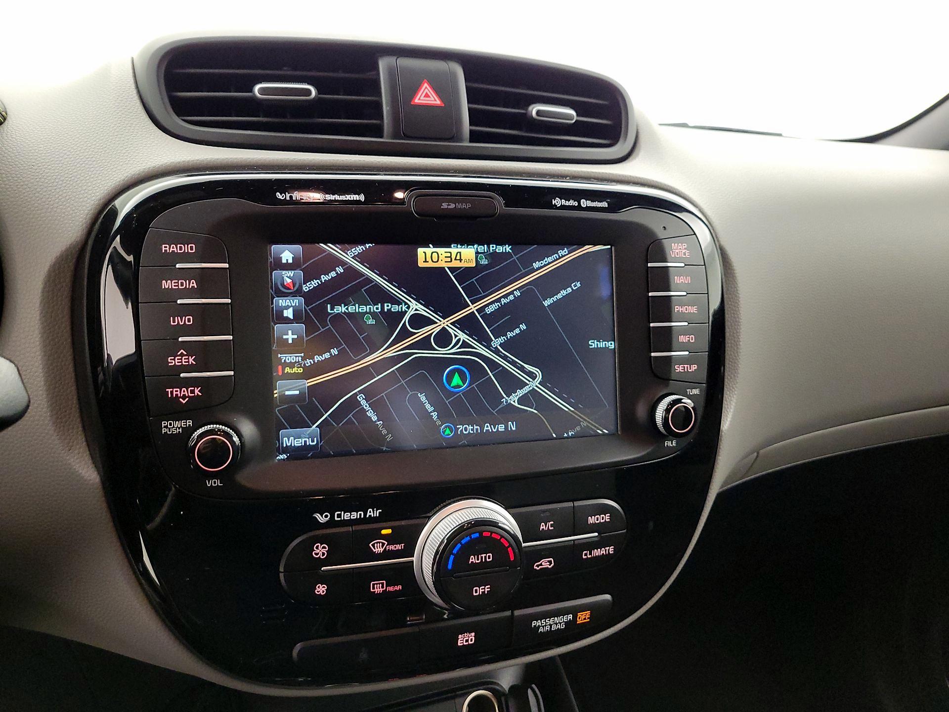 Thumbnail: 2015 Kia Soul - 14