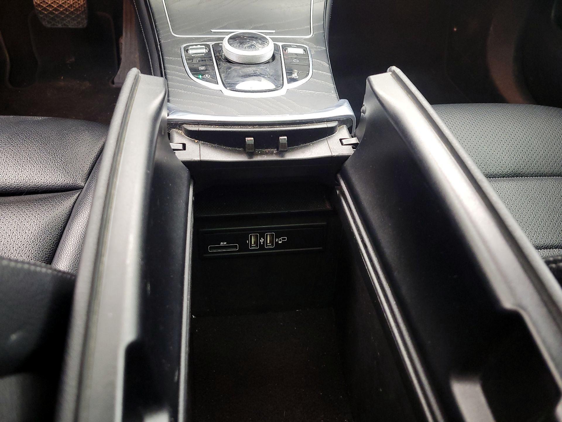 Thumbnail: 2019 Mercedes-Benz GLC - 19