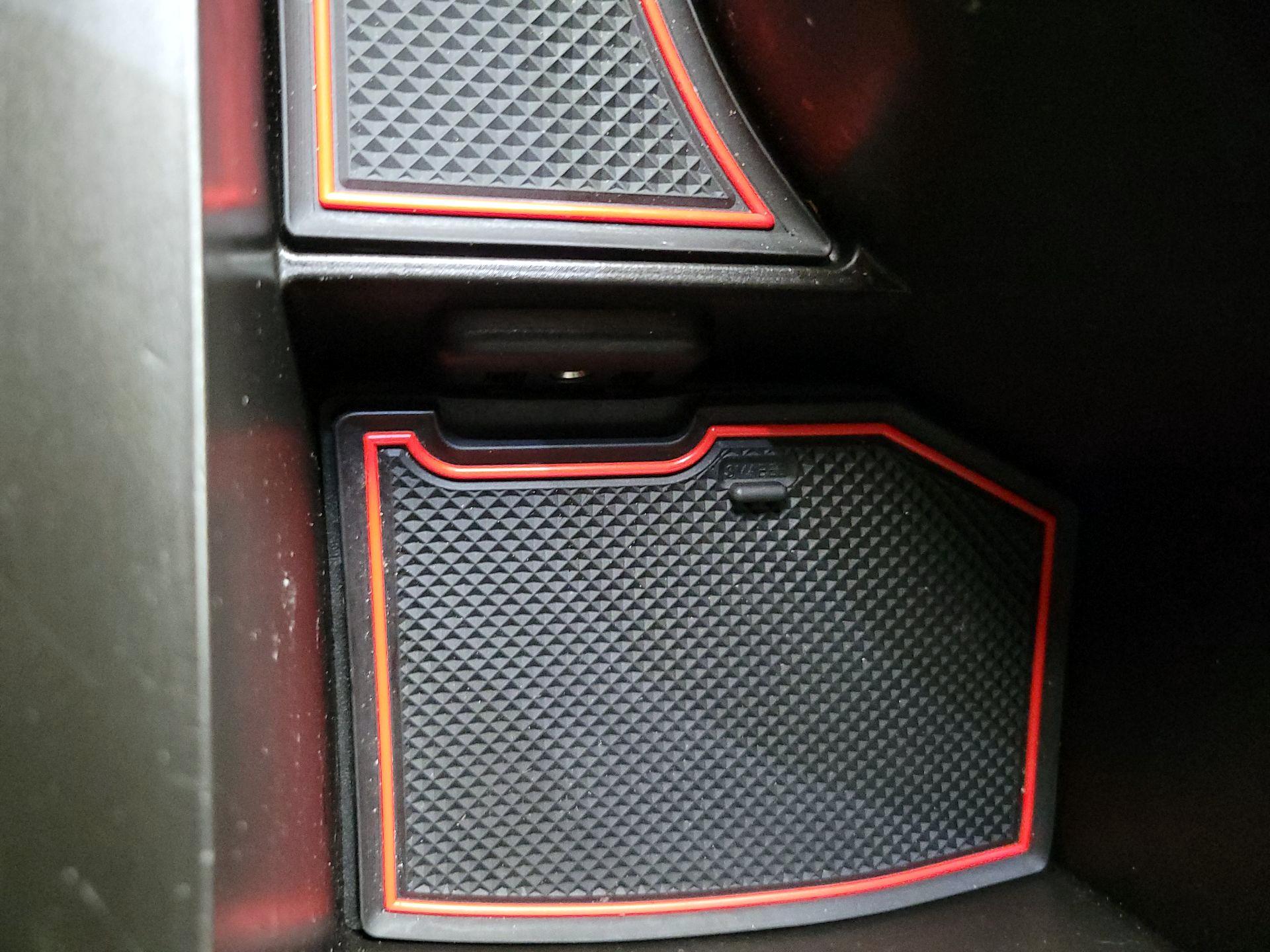 Thumbnail: 2017 Chevrolet Camaro - 18