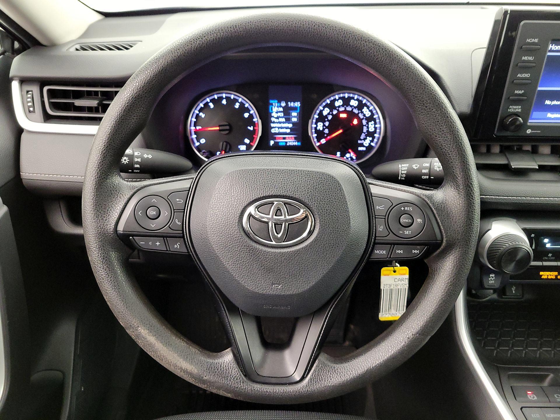 Thumbnail: 2021 Toyota RAV4 - 10