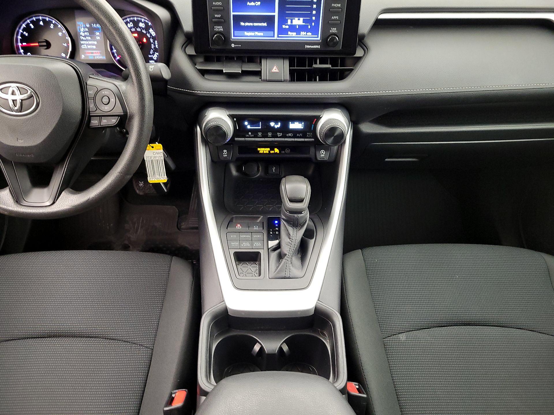 Thumbnail: 2021 Toyota RAV4 - 18