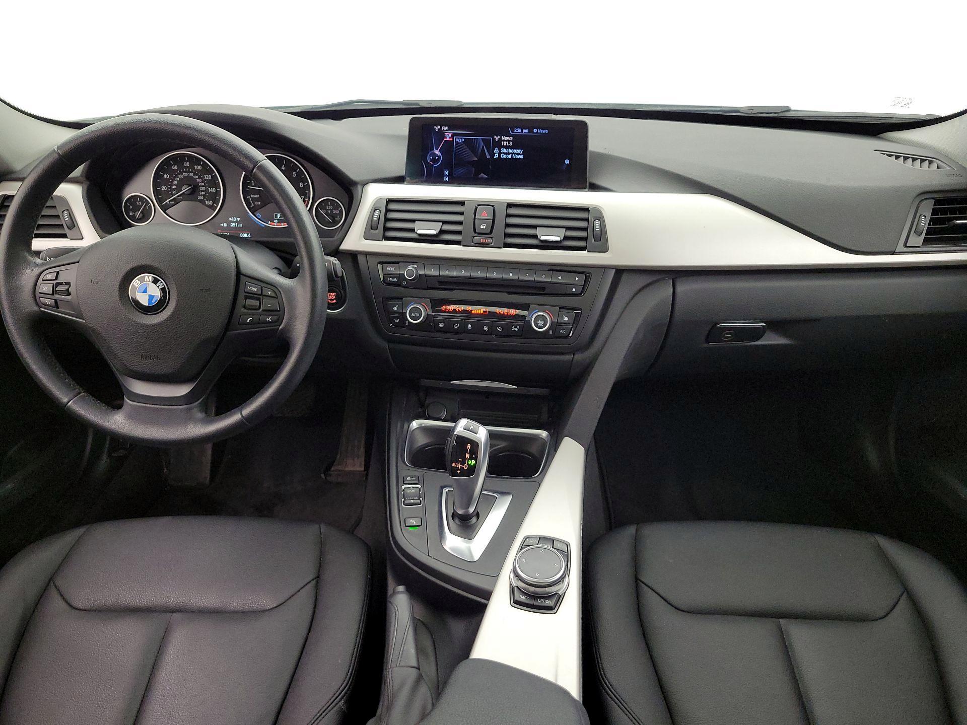 Thumbnail: 2015 BMW 3 Series - 9