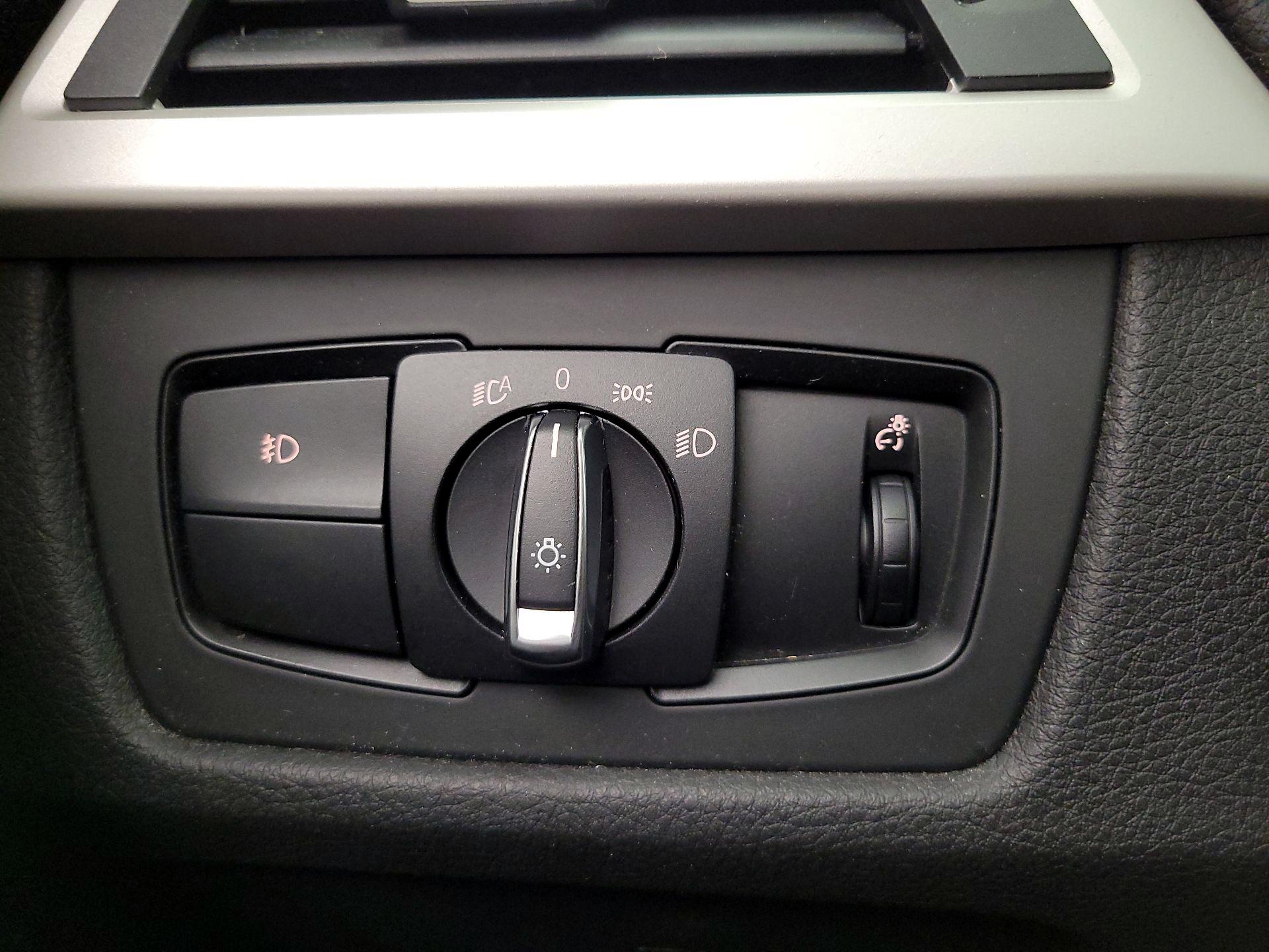 Thumbnail: 2015 BMW 3 Series - 13