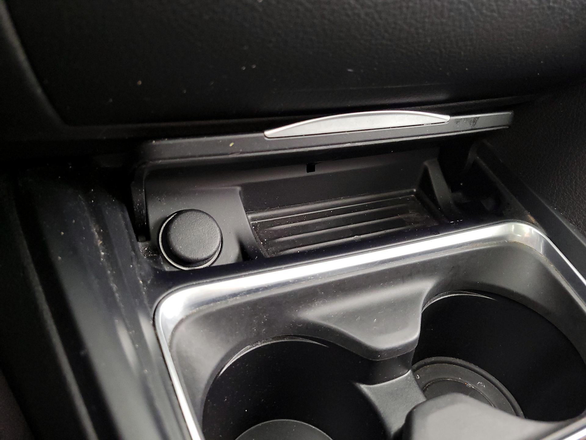 Thumbnail: 2015 BMW 3 Series - 19