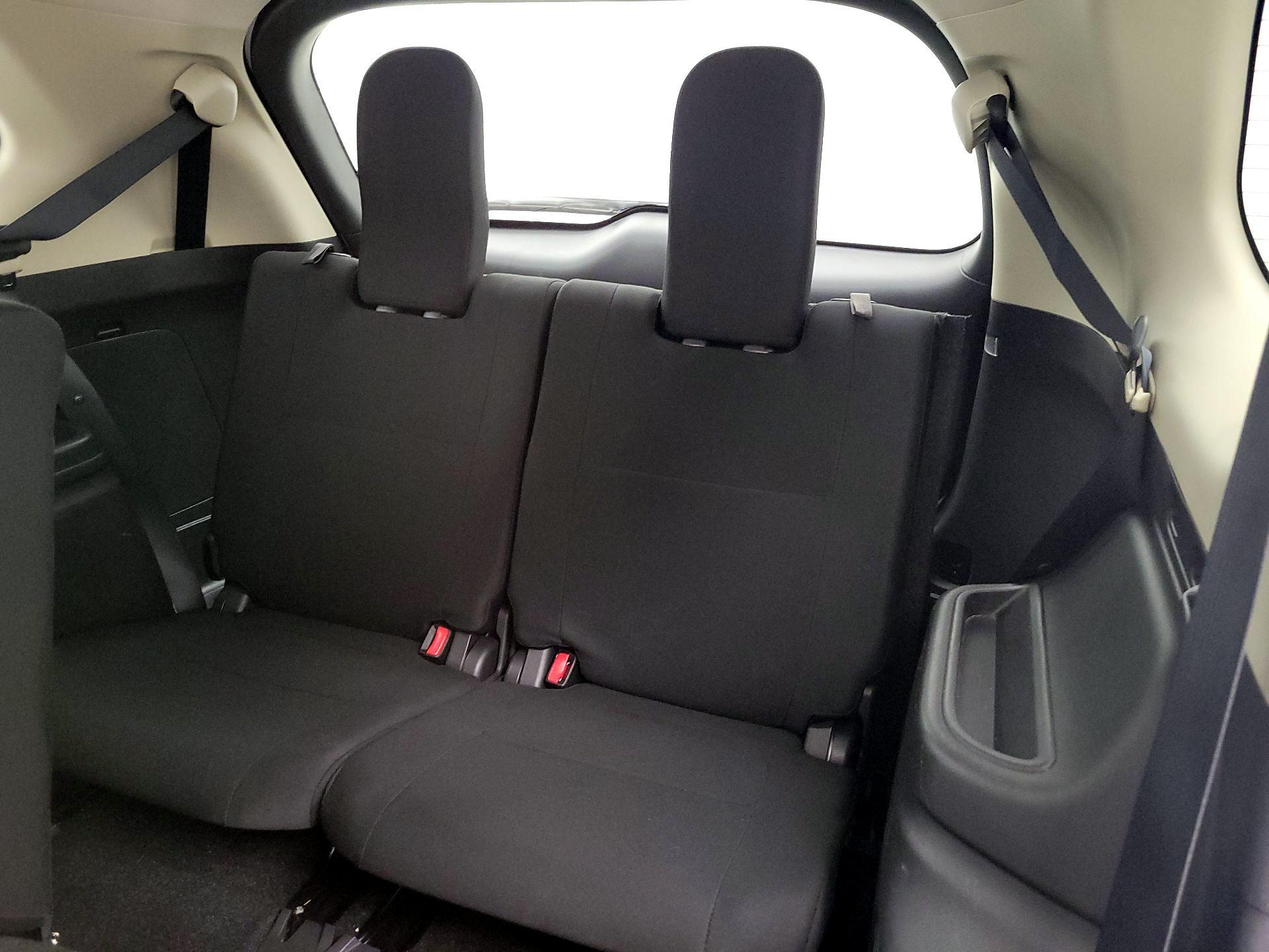 Thumbnail: 2017 Mitsubishi Outlander - 20