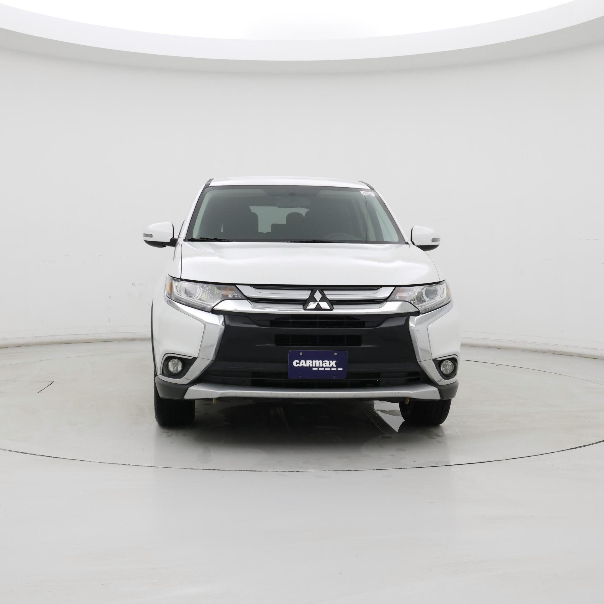 Thumbnail: 2017 Mitsubishi Outlander - 5