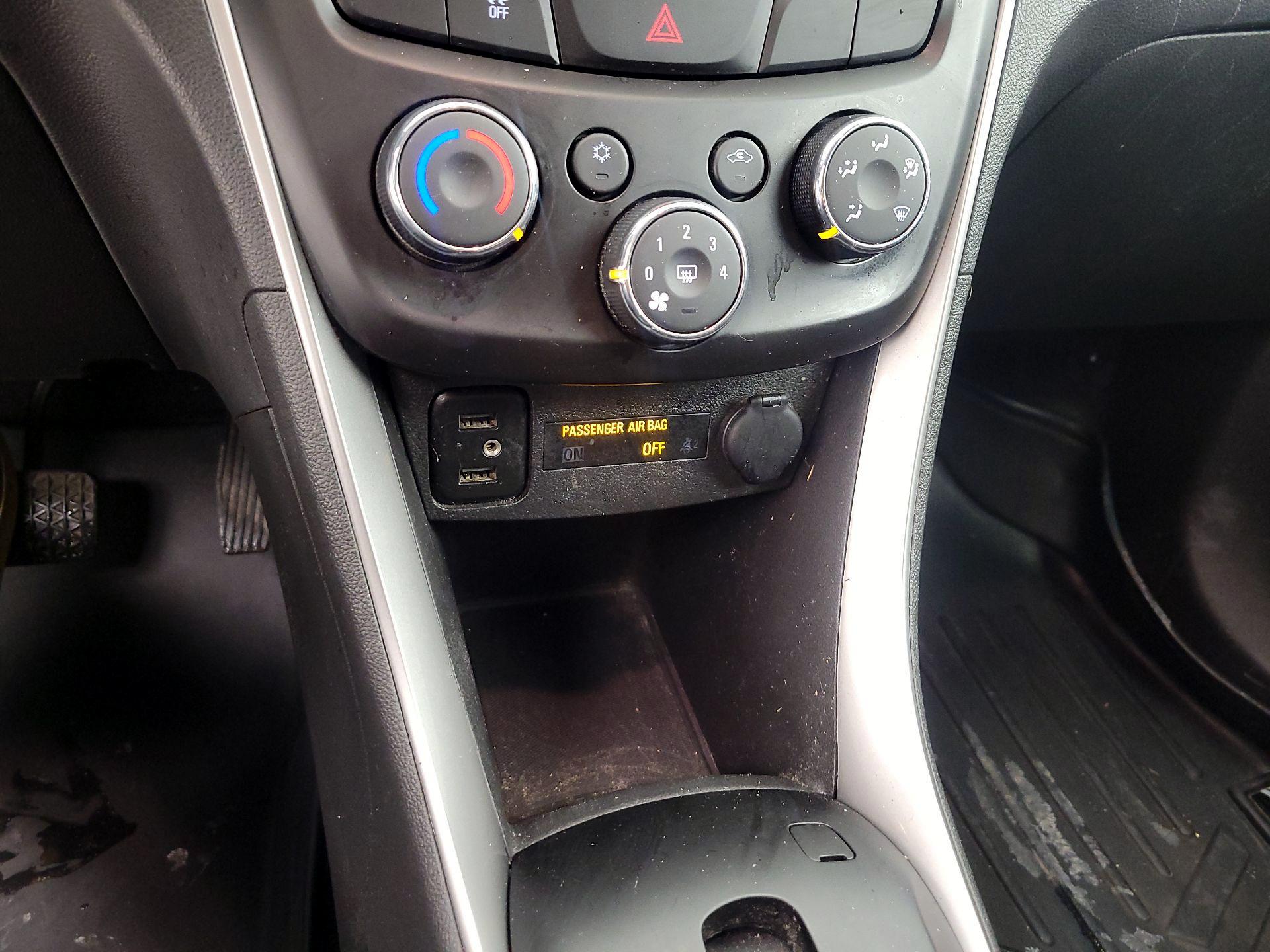 Thumbnail: 2019 Chevrolet Trax - 19