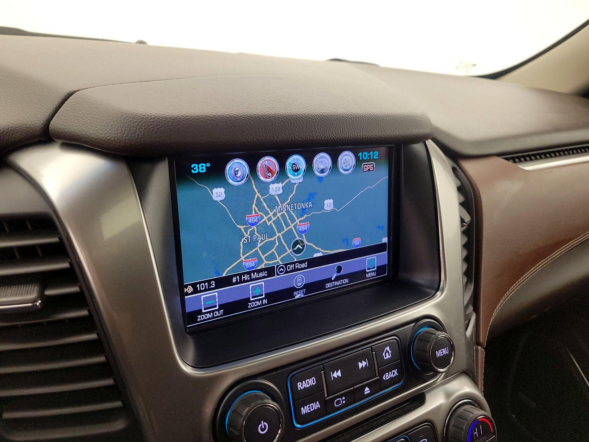 Thumbnail: 2017 Chevrolet Tahoe - 14