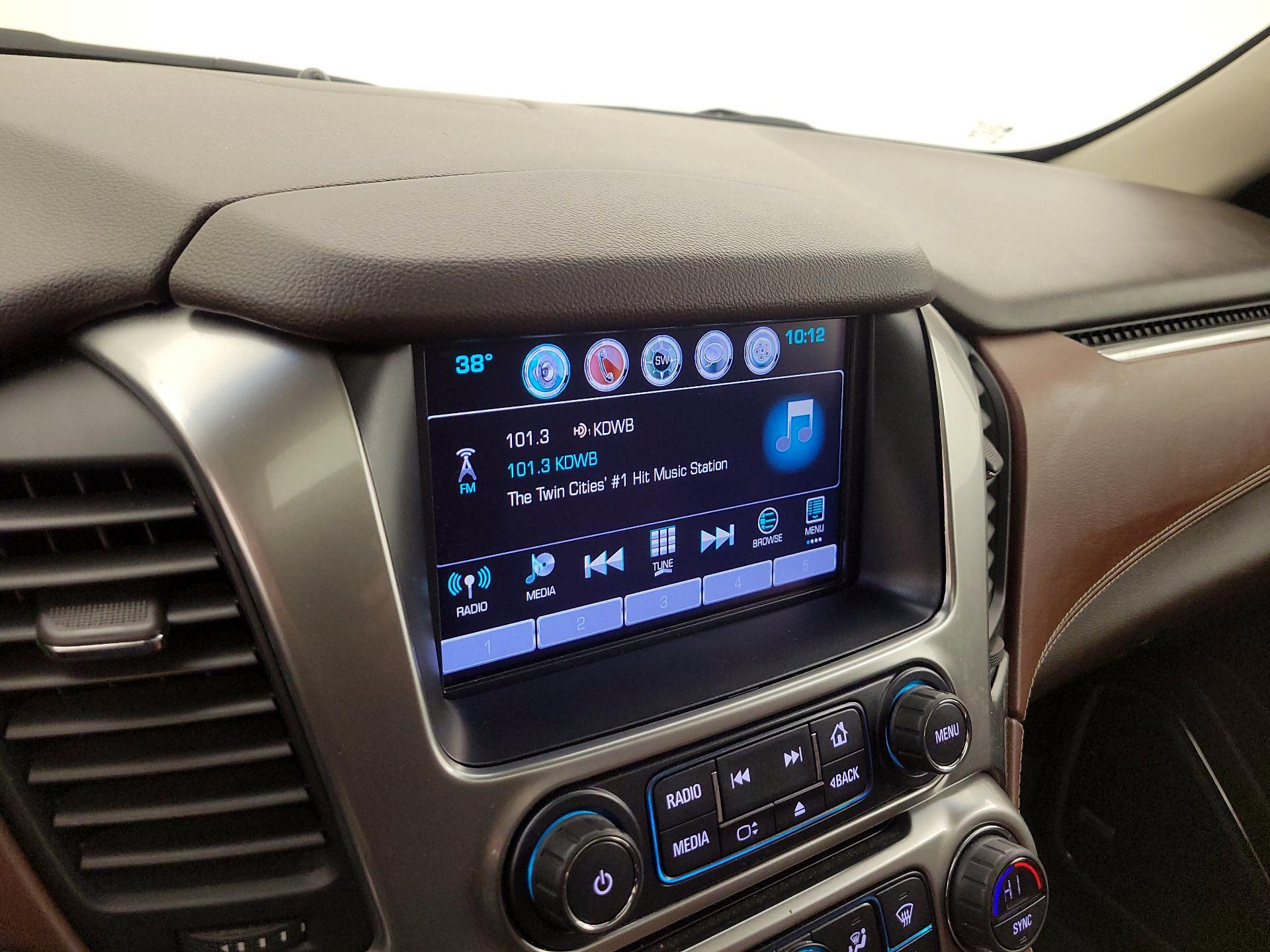 Thumbnail: 2017 Chevrolet Tahoe - 16