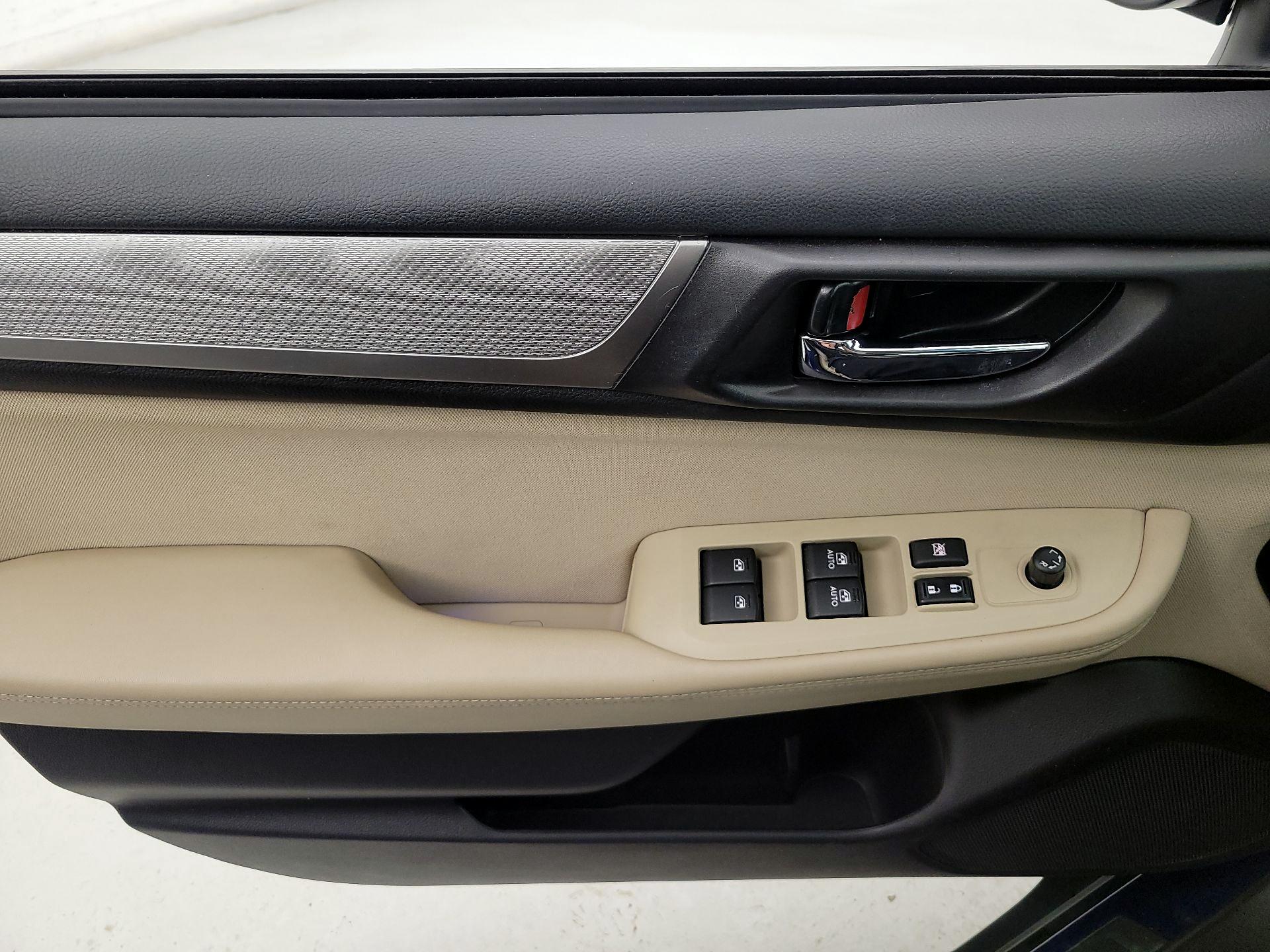 Thumbnail: 2017 Subaru Outback - 12