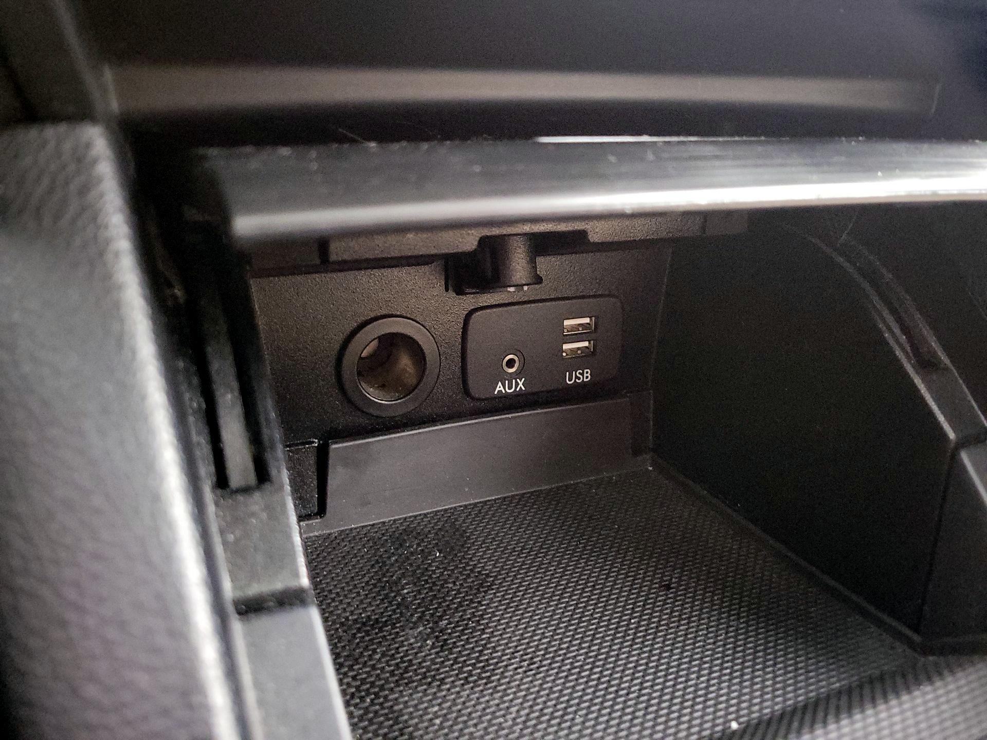 Thumbnail: 2017 Subaru Outback - 18