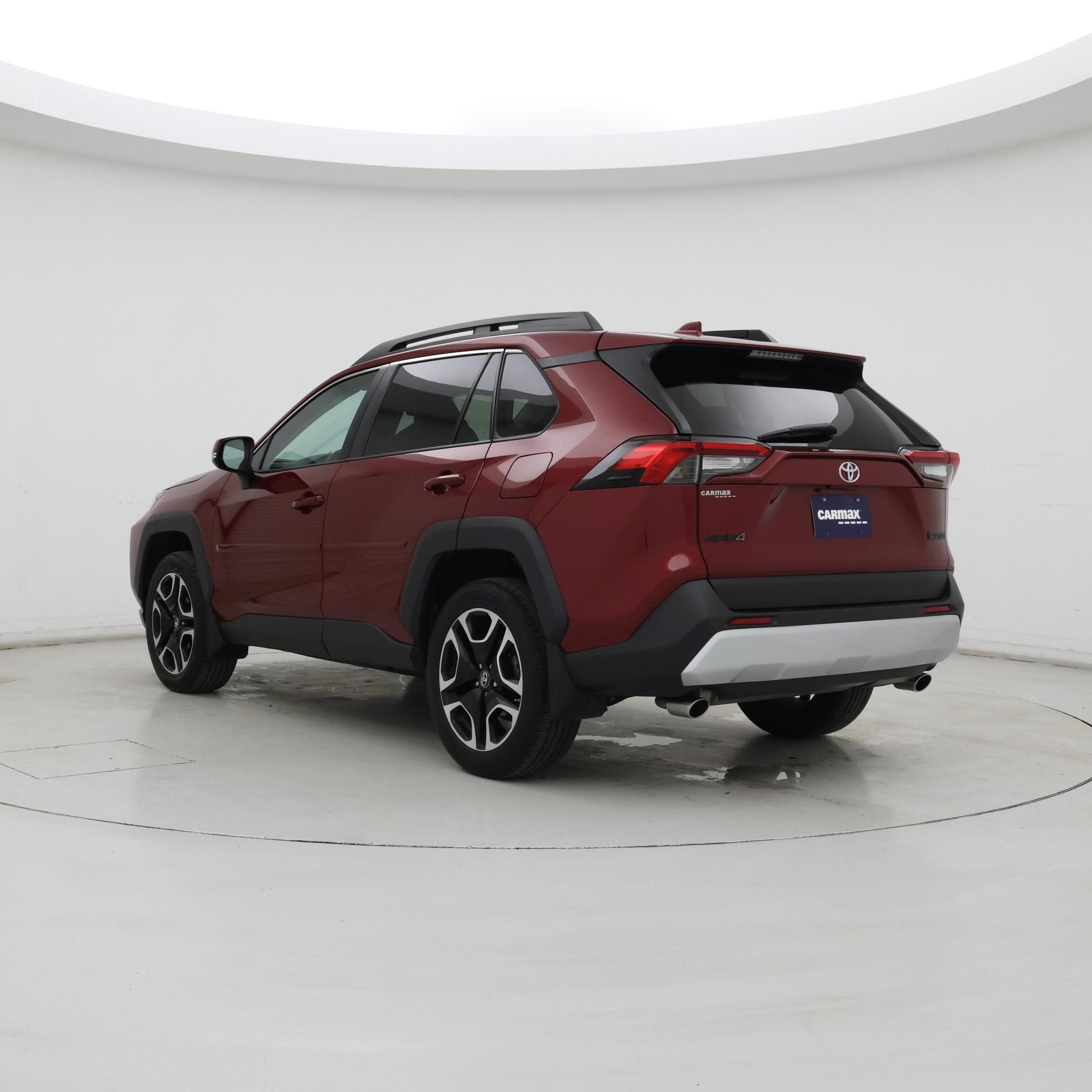 Thumbnail: 2019 Toyota RAV4 - 2