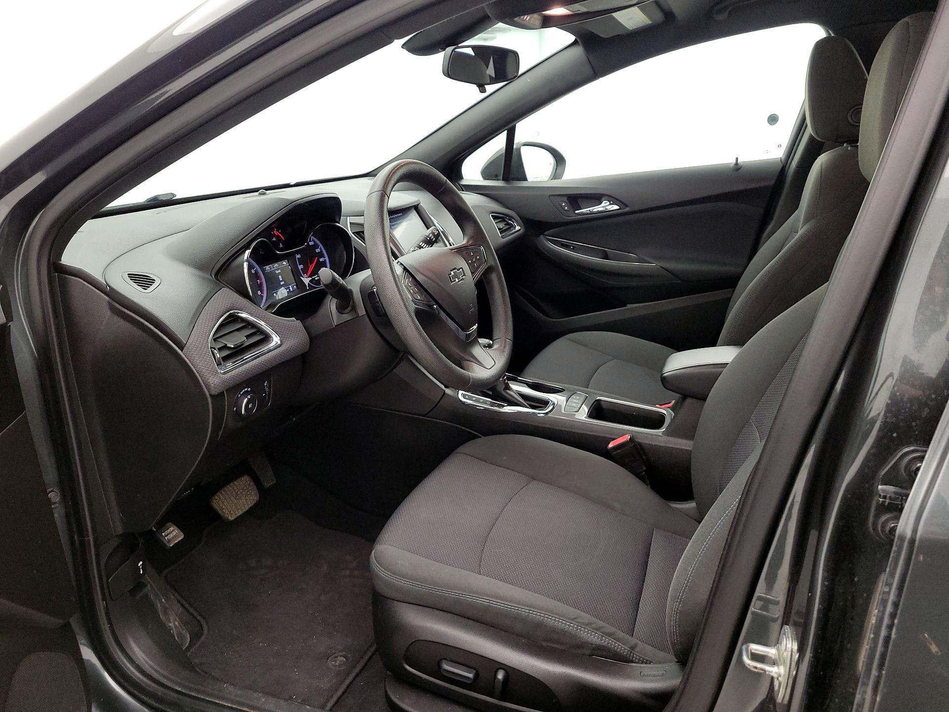 Thumbnail: 2019 Chevrolet Cruze - 20