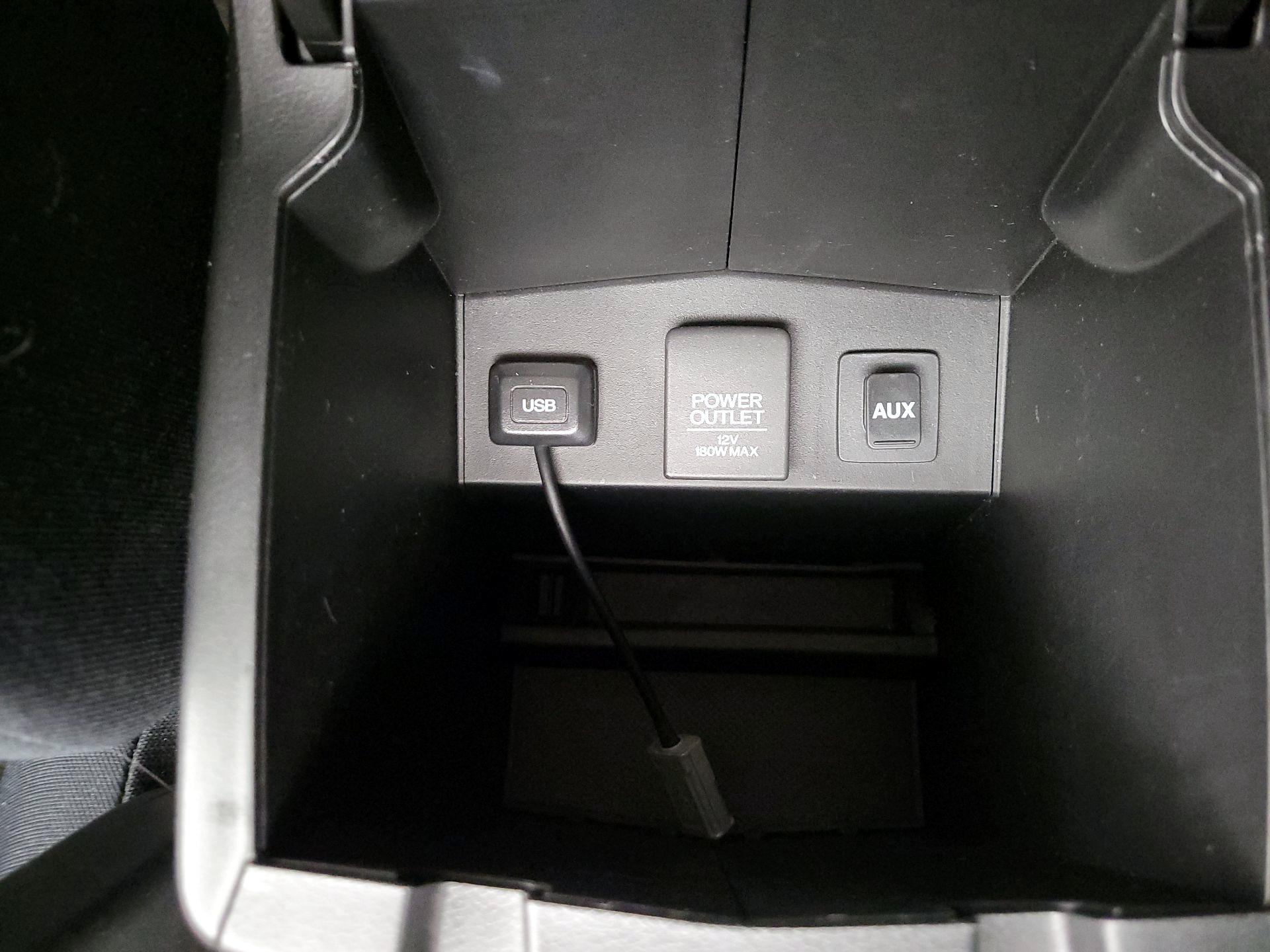 Thumbnail: 2015 Honda CR-V - 18