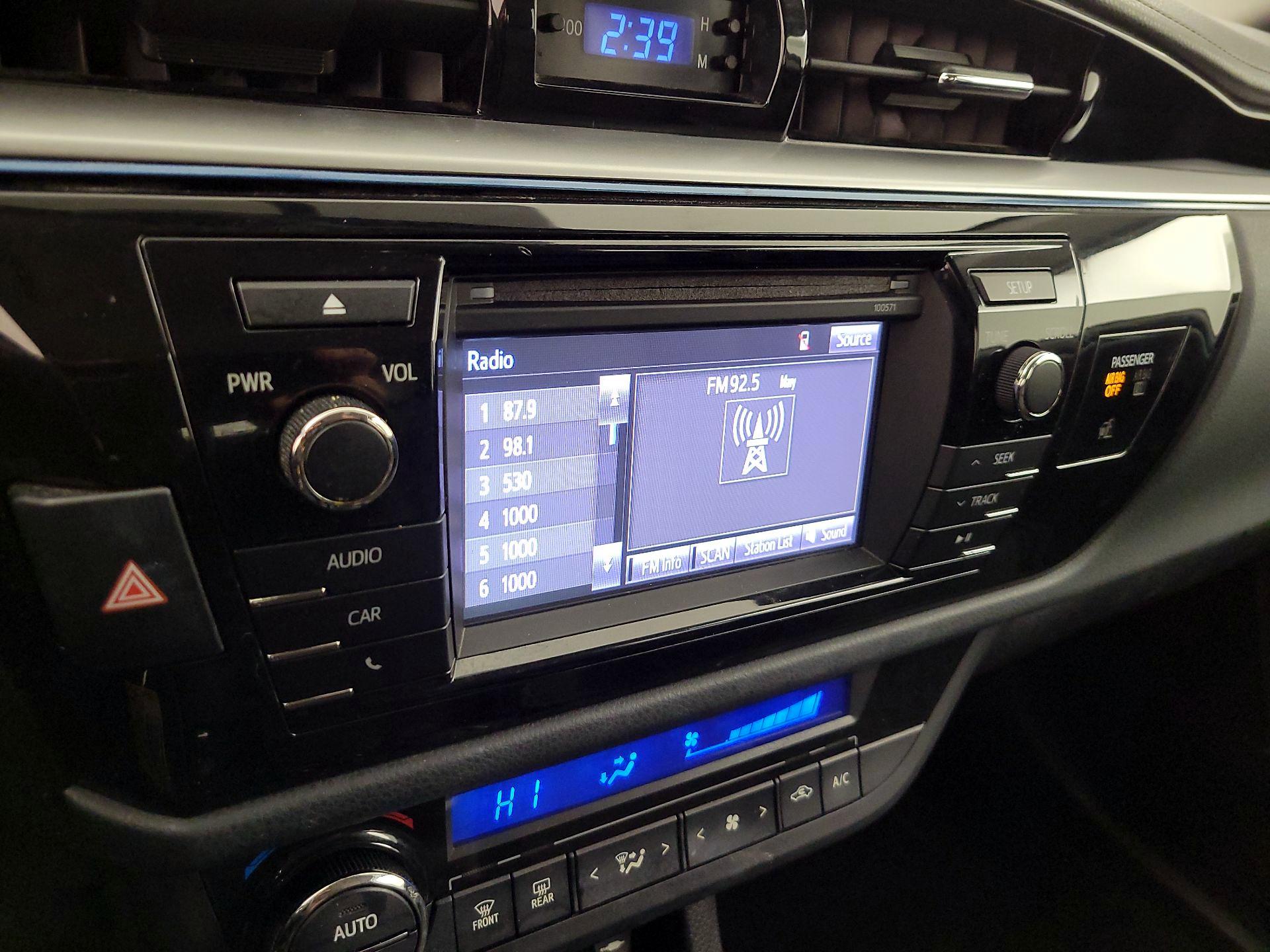 Thumbnail: 2016 Toyota Corolla - 15