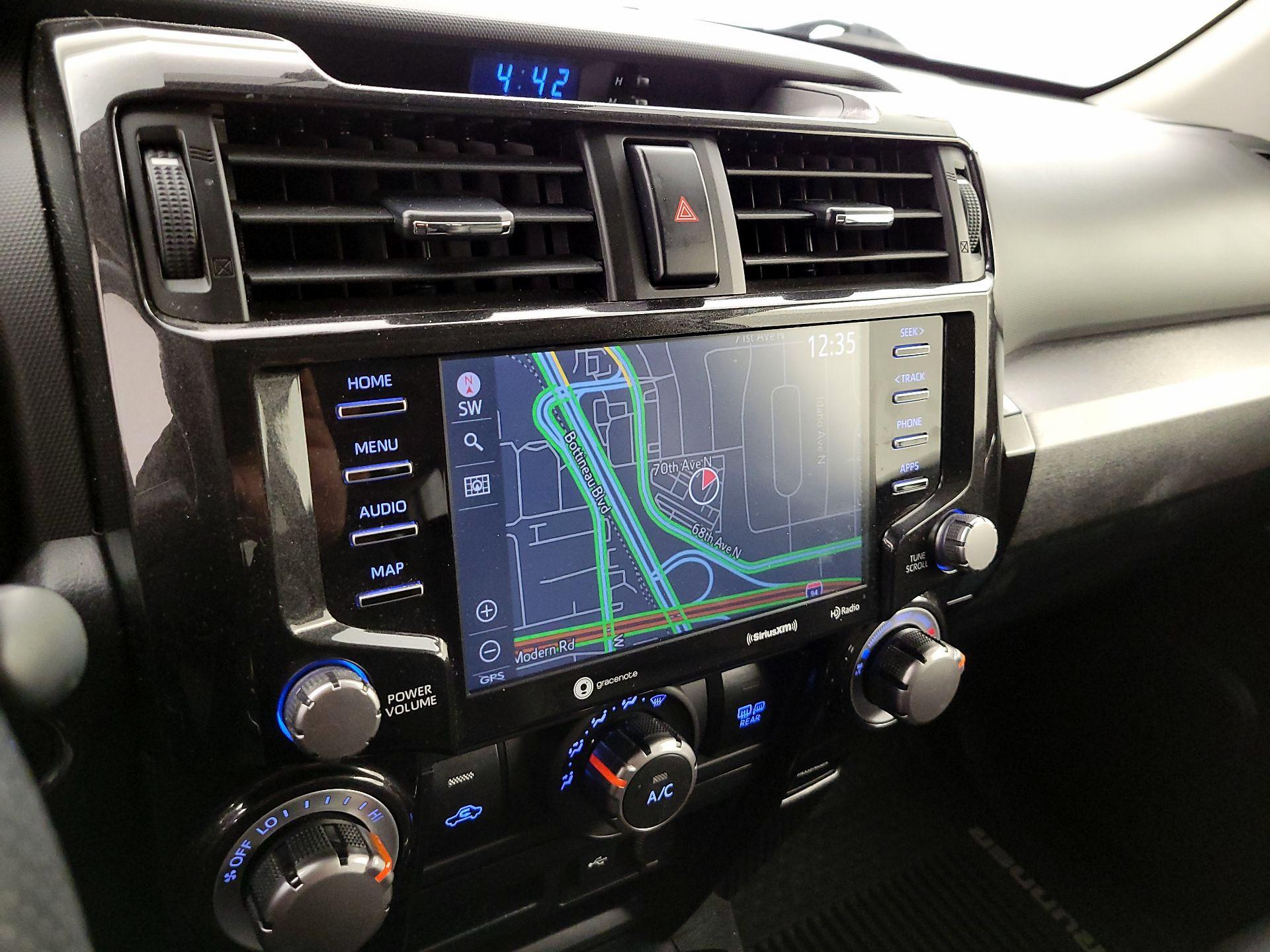 Thumbnail: 2020 Toyota 4Runner - 14