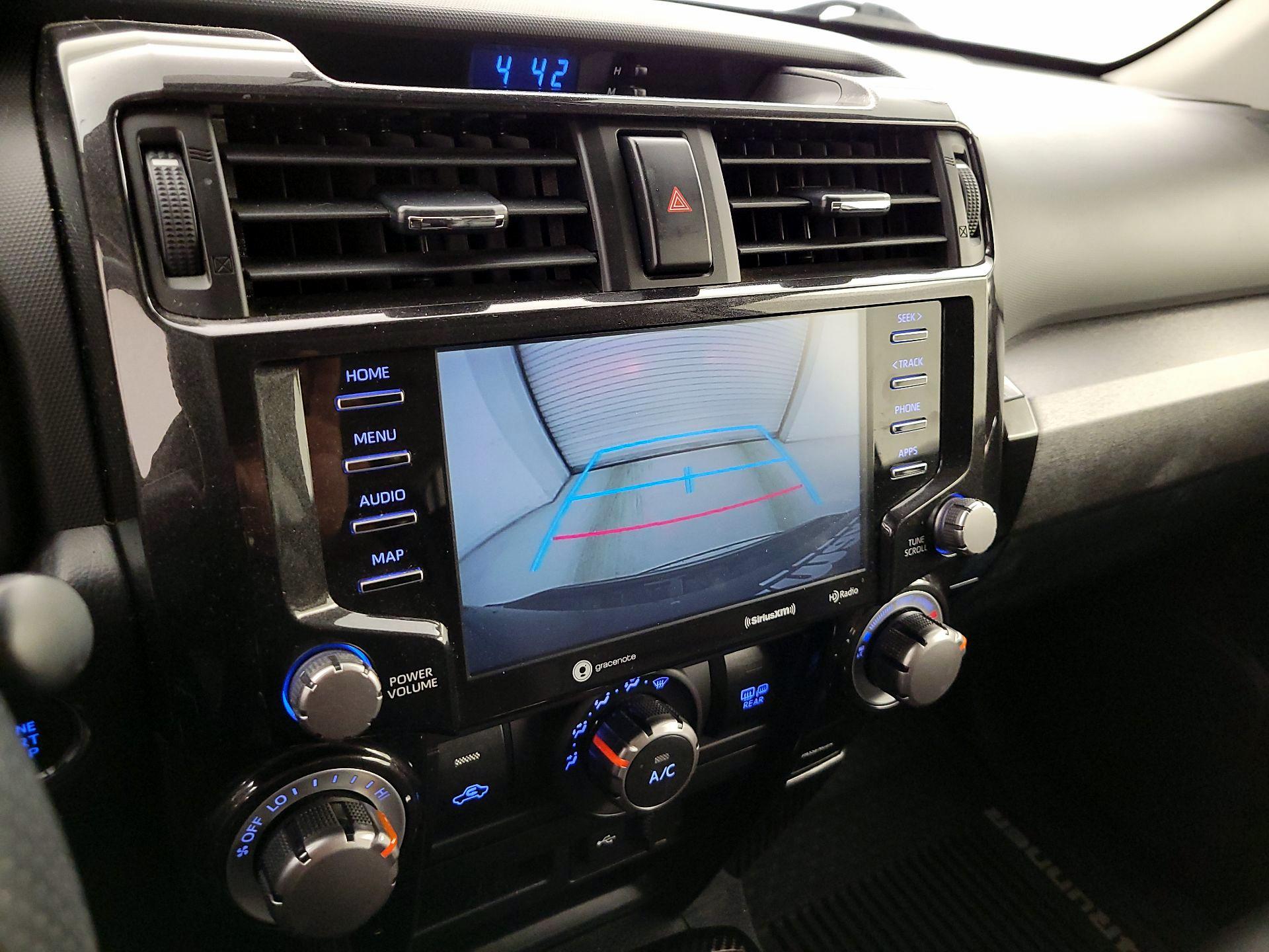 Thumbnail: 2020 Toyota 4Runner - 15