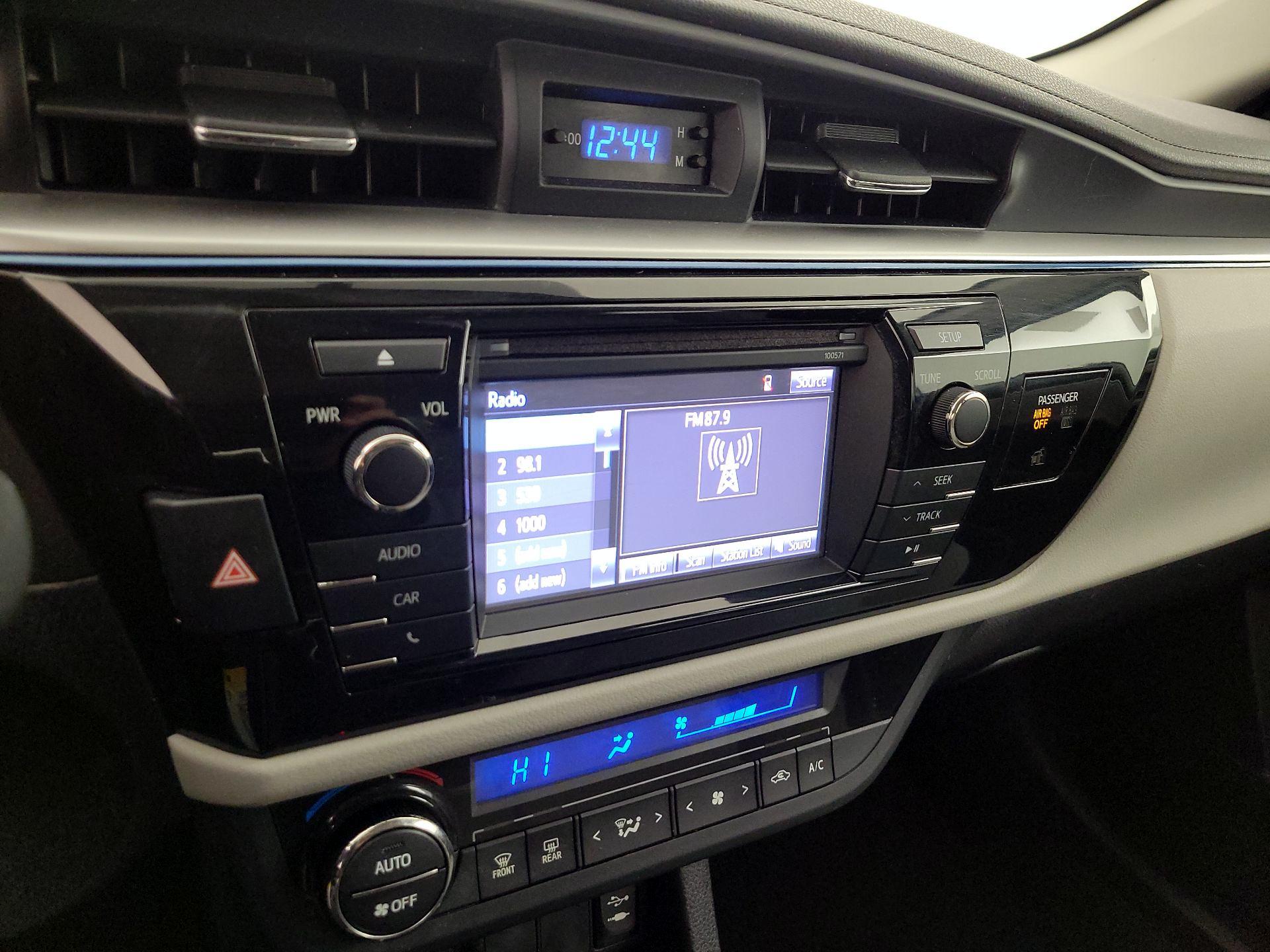 Thumbnail: 2016 Toyota Corolla - 15