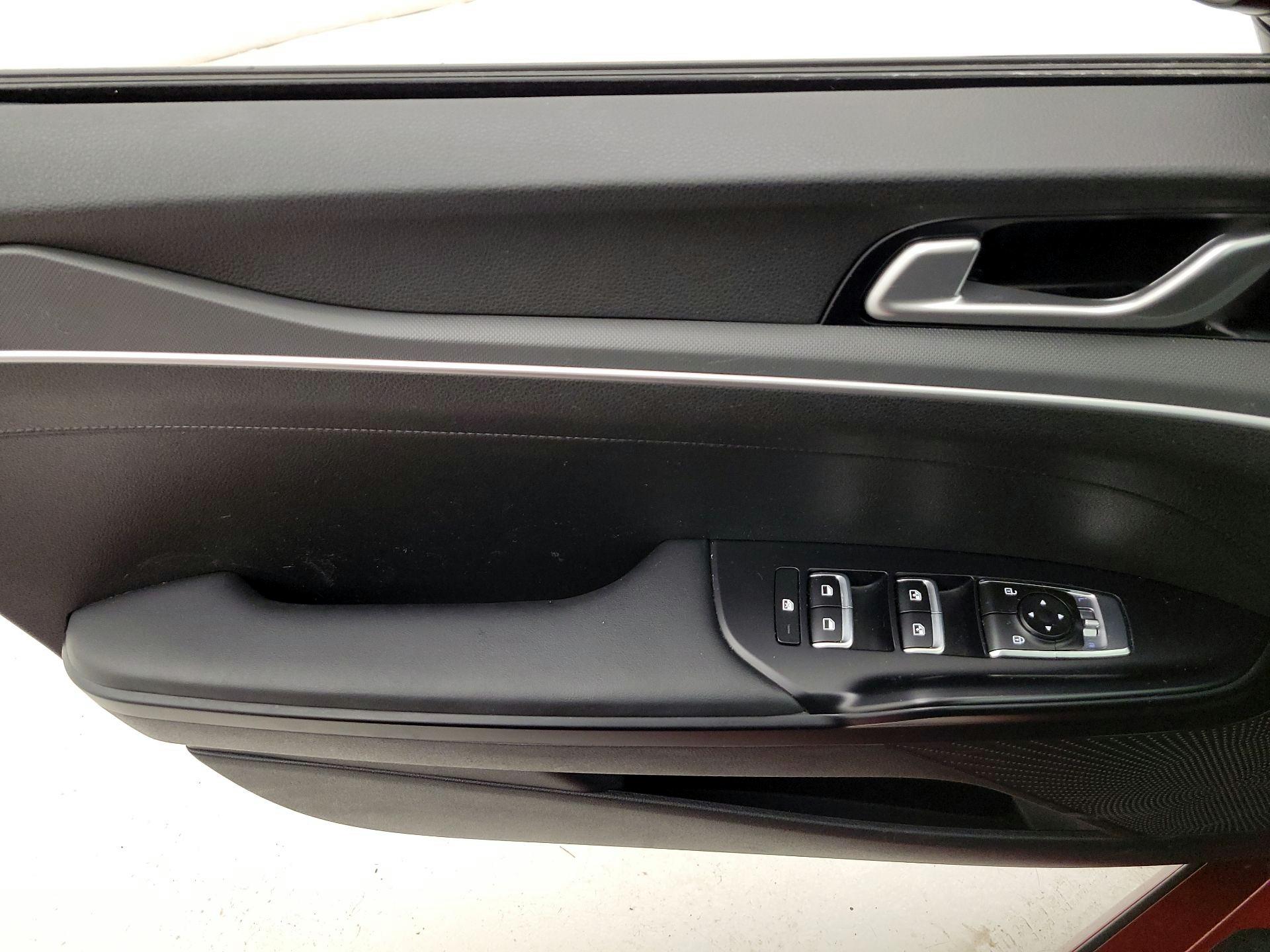 Thumbnail: 2023 Kia K5 - 12