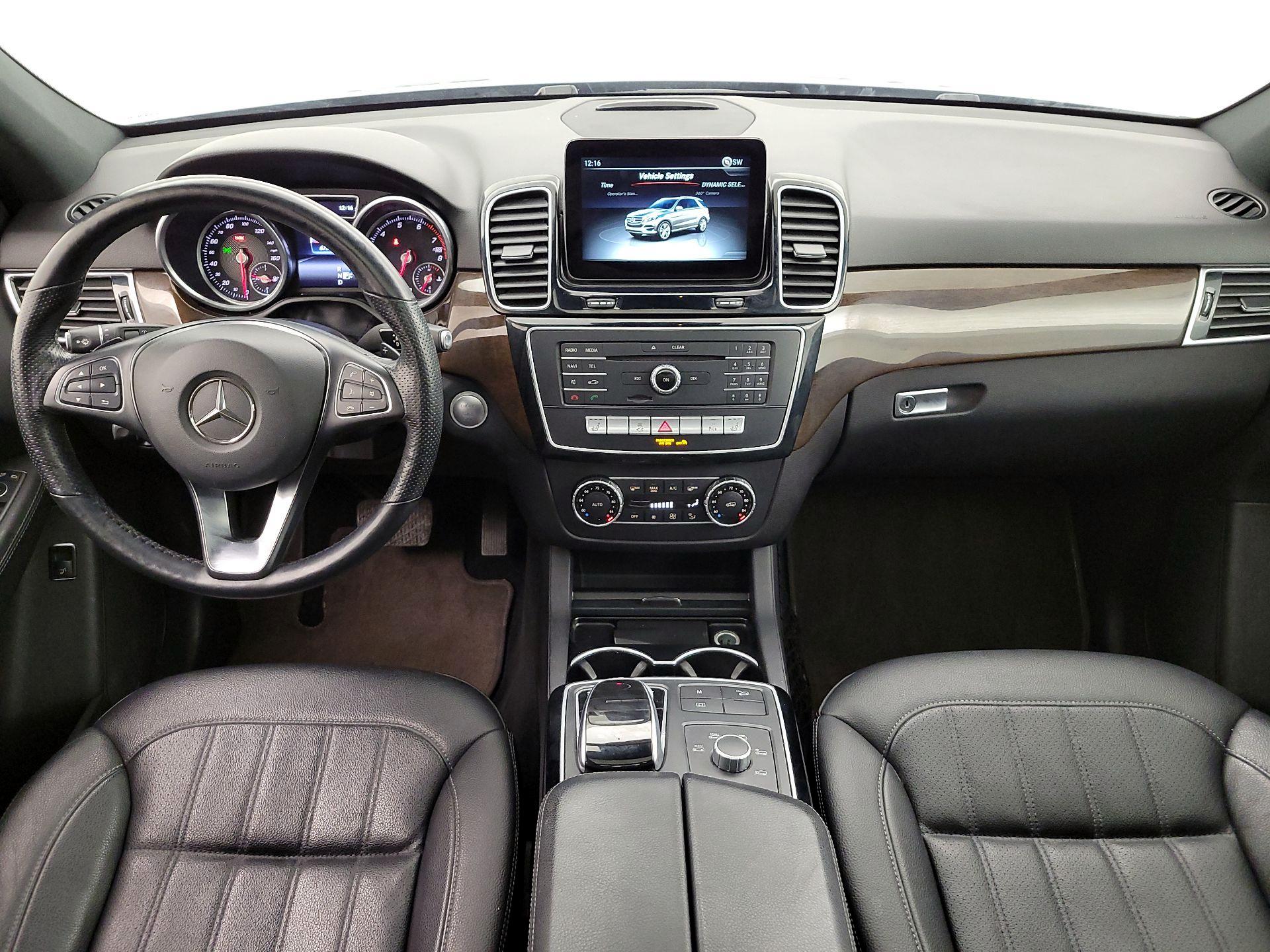 Thumbnail: 2017 Mercedes-Benz GLE - 9