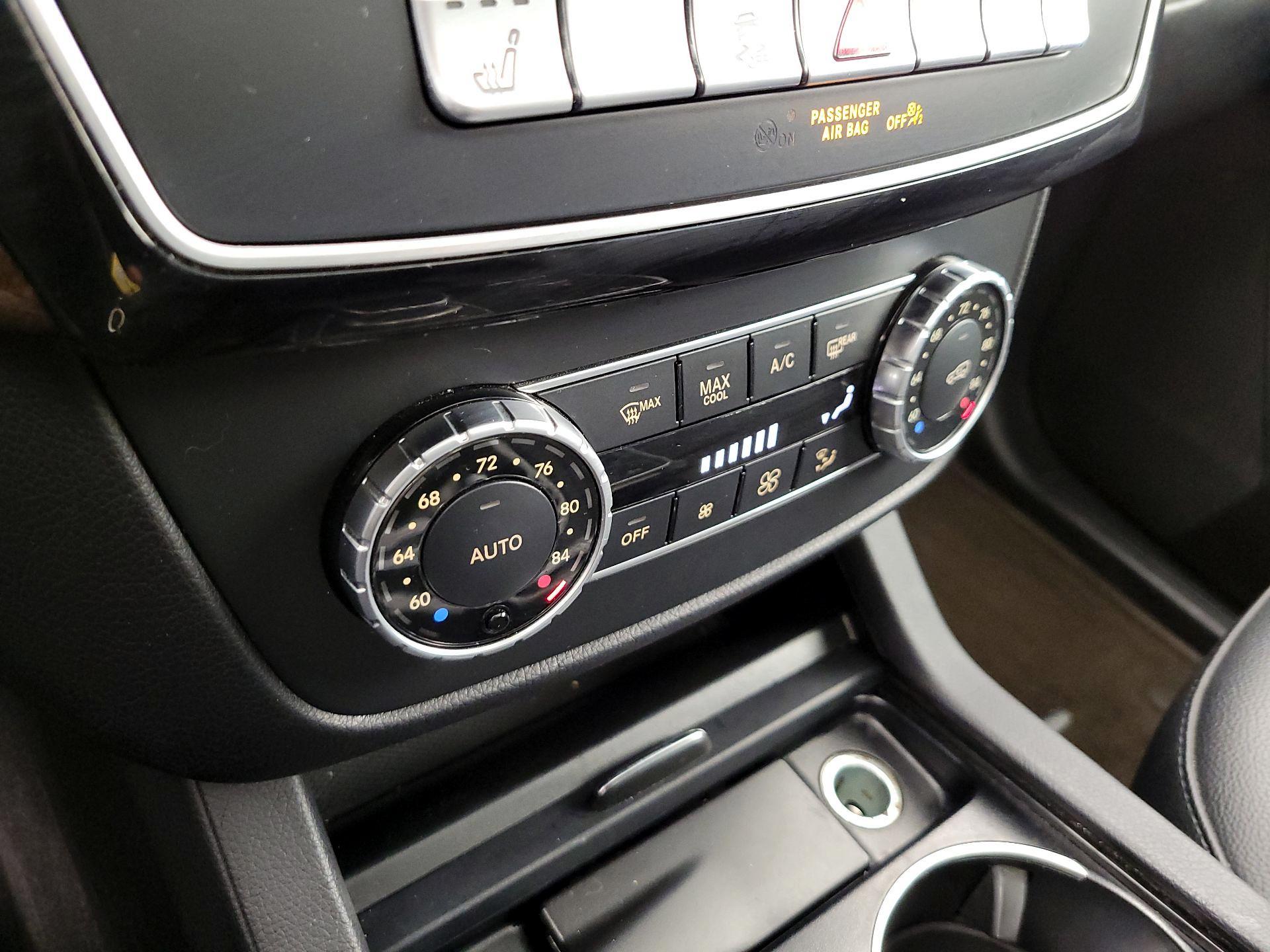 Thumbnail: 2017 Mercedes-Benz GLE - 17