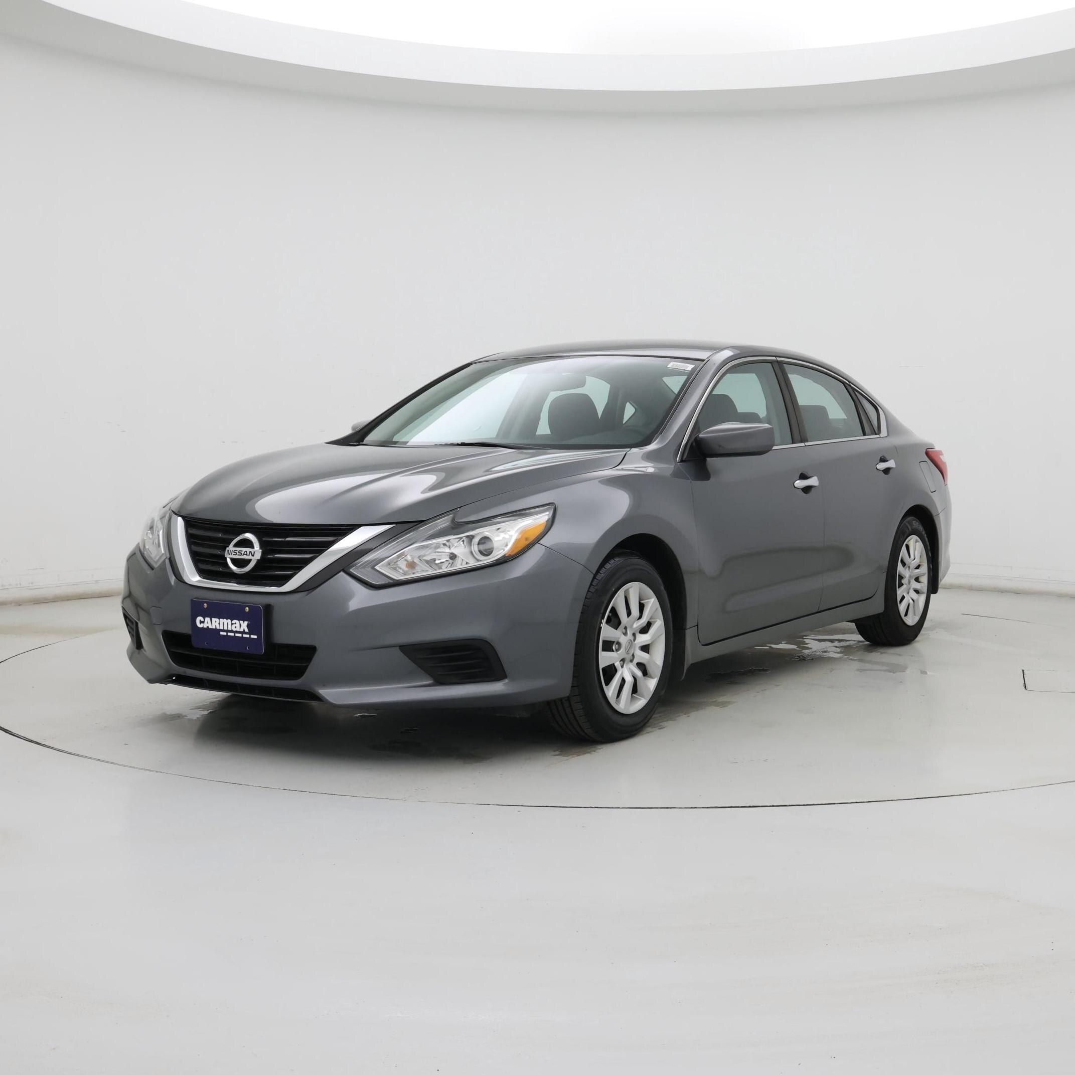 Thumbnail: 2016 Nissan Altima - 4