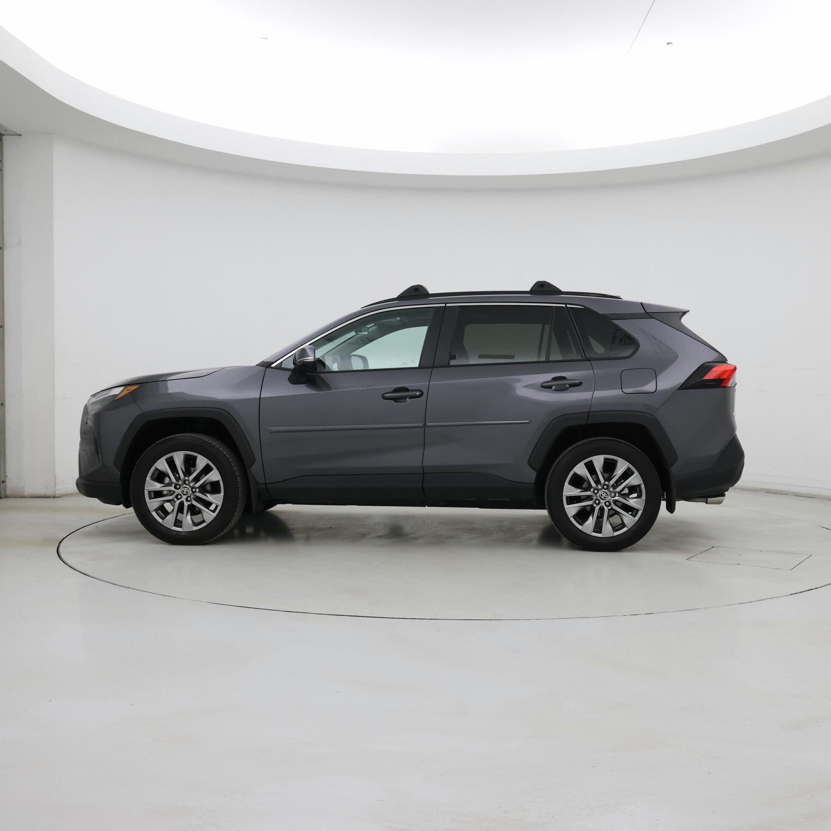 Thumbnail: 2024 Toyota RAV4 - 3