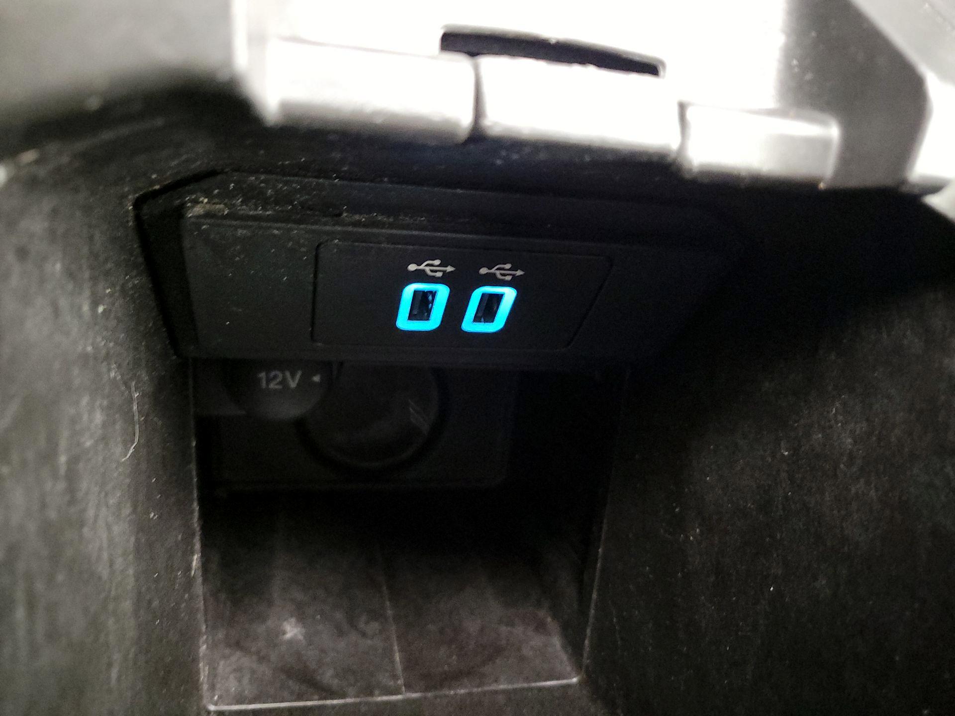 Thumbnail: 2016 Ford Escape - 19