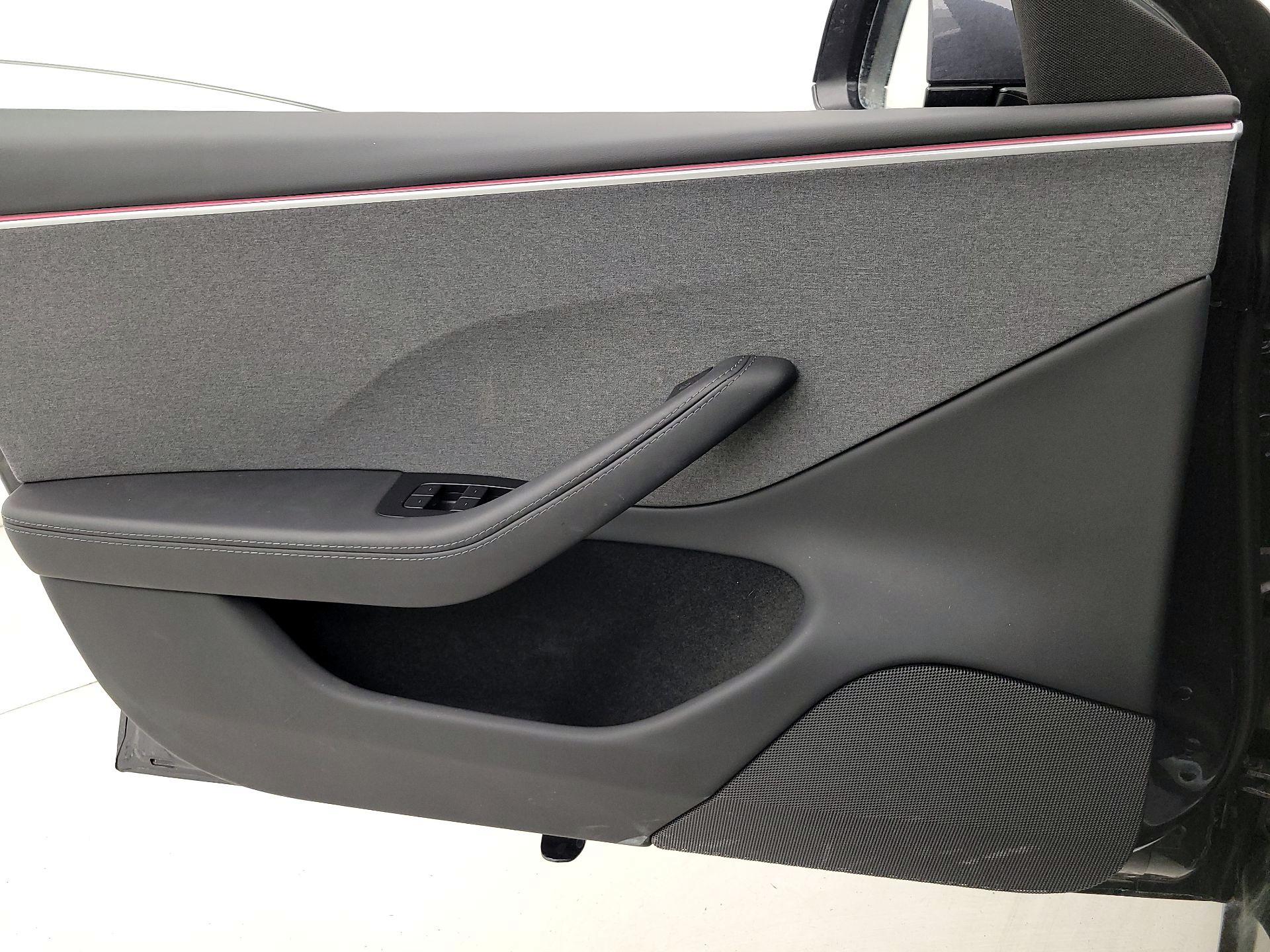 Thumbnail: 2024 Tesla Model 3 - 12