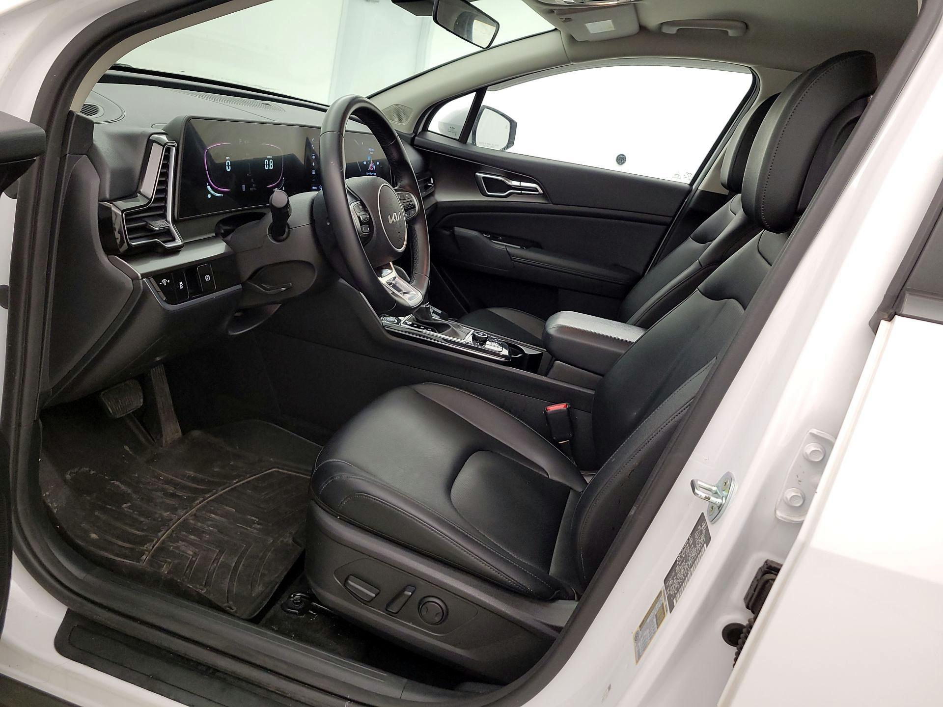 Thumbnail: 2023 Kia Sportage - 11