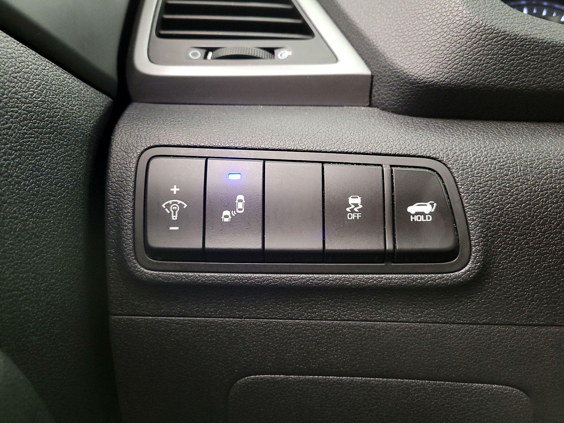 Thumbnail: 2018 Hyundai Tucson - 13