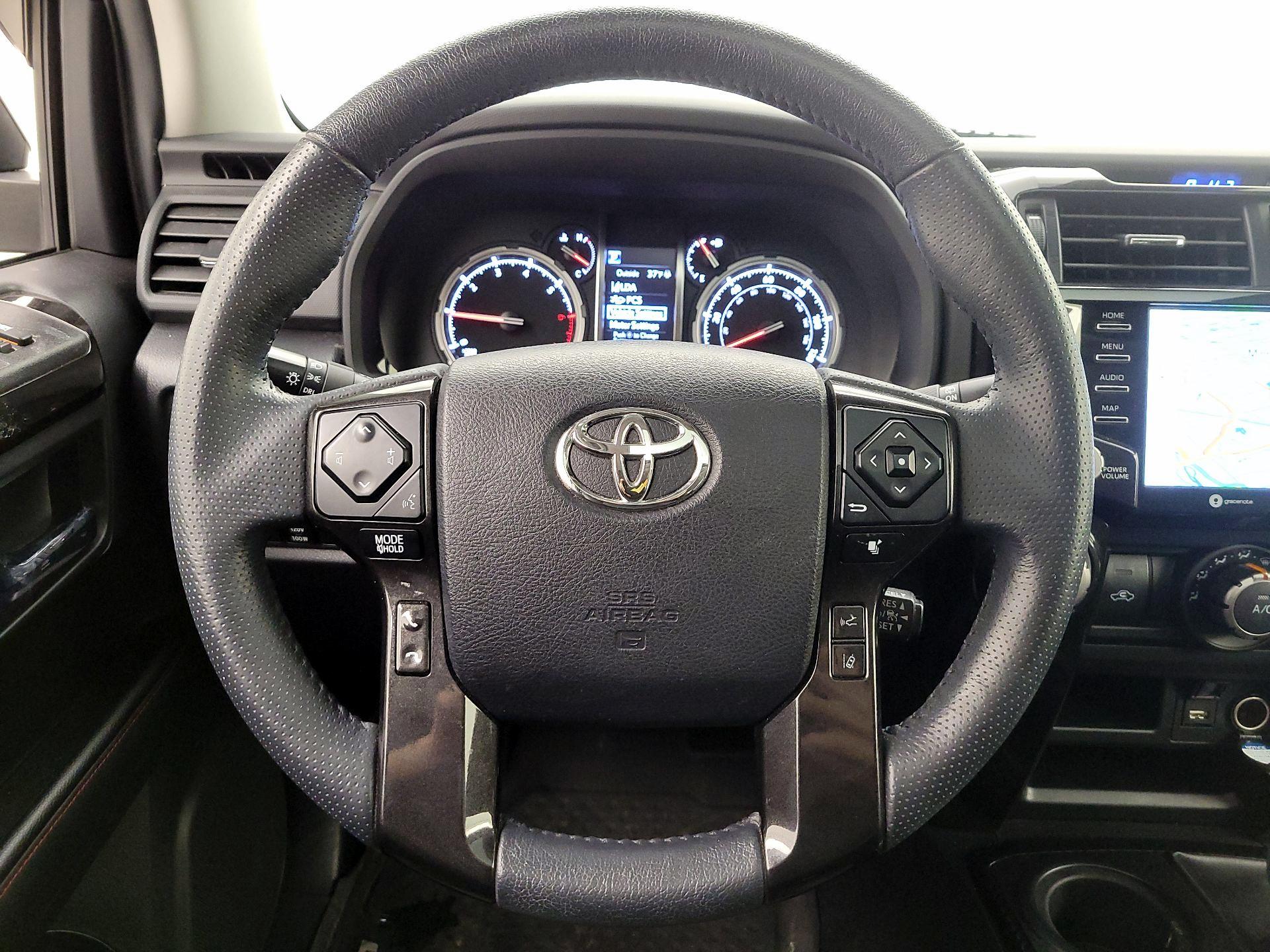 Thumbnail: 2020 Toyota 4Runner - 10