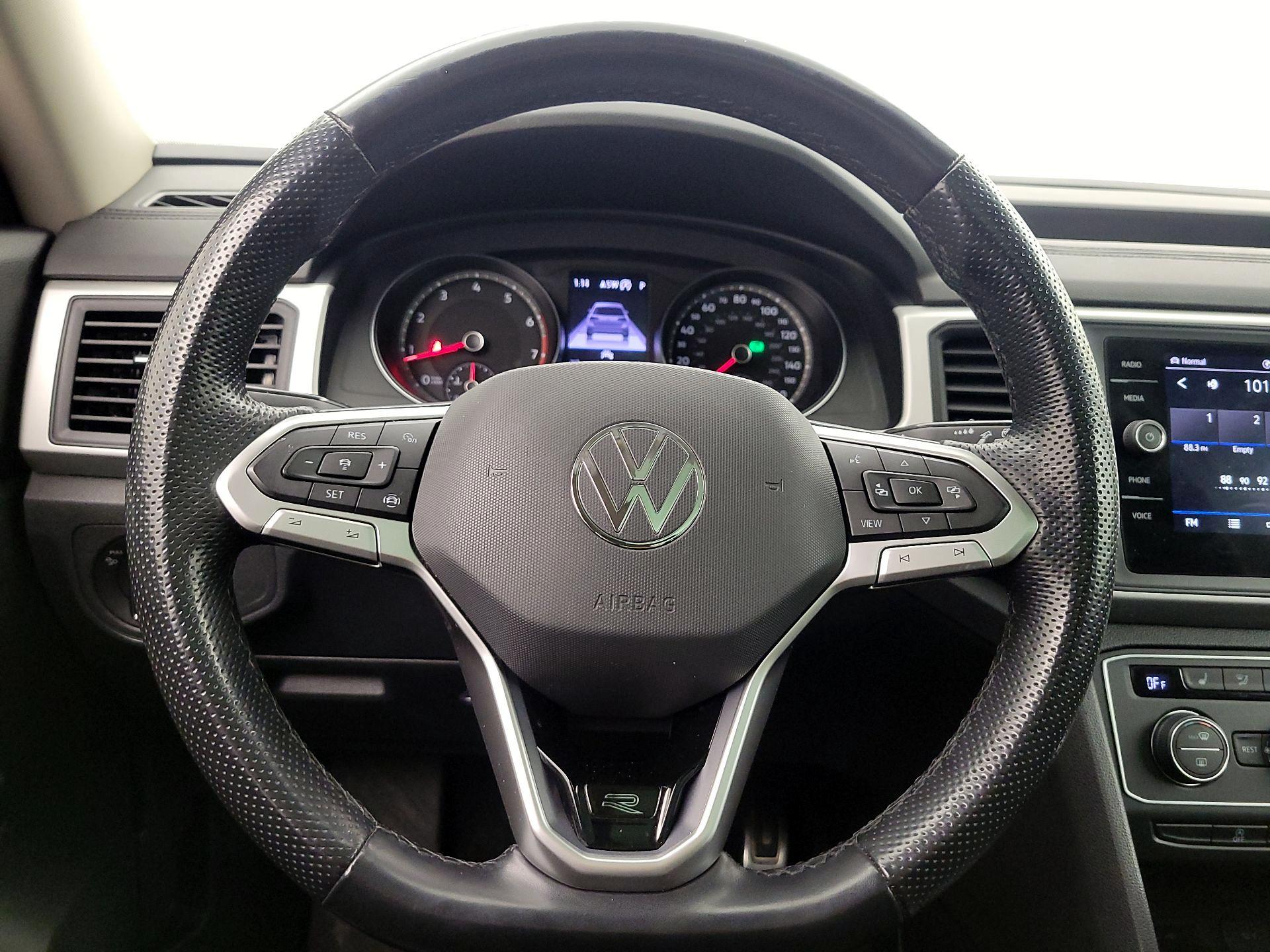 Thumbnail: 2021 Volkswagen Atlas - 10