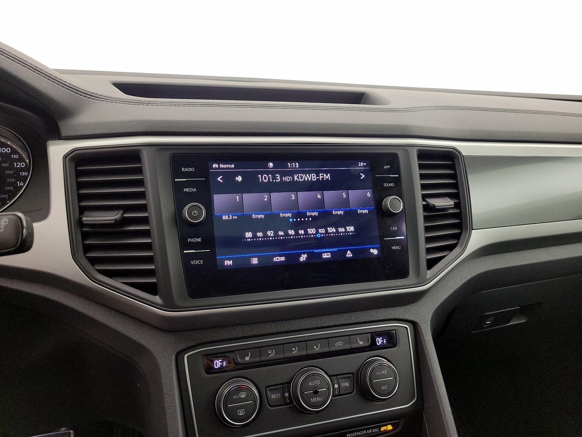 Thumbnail: 2021 Volkswagen Atlas - 15