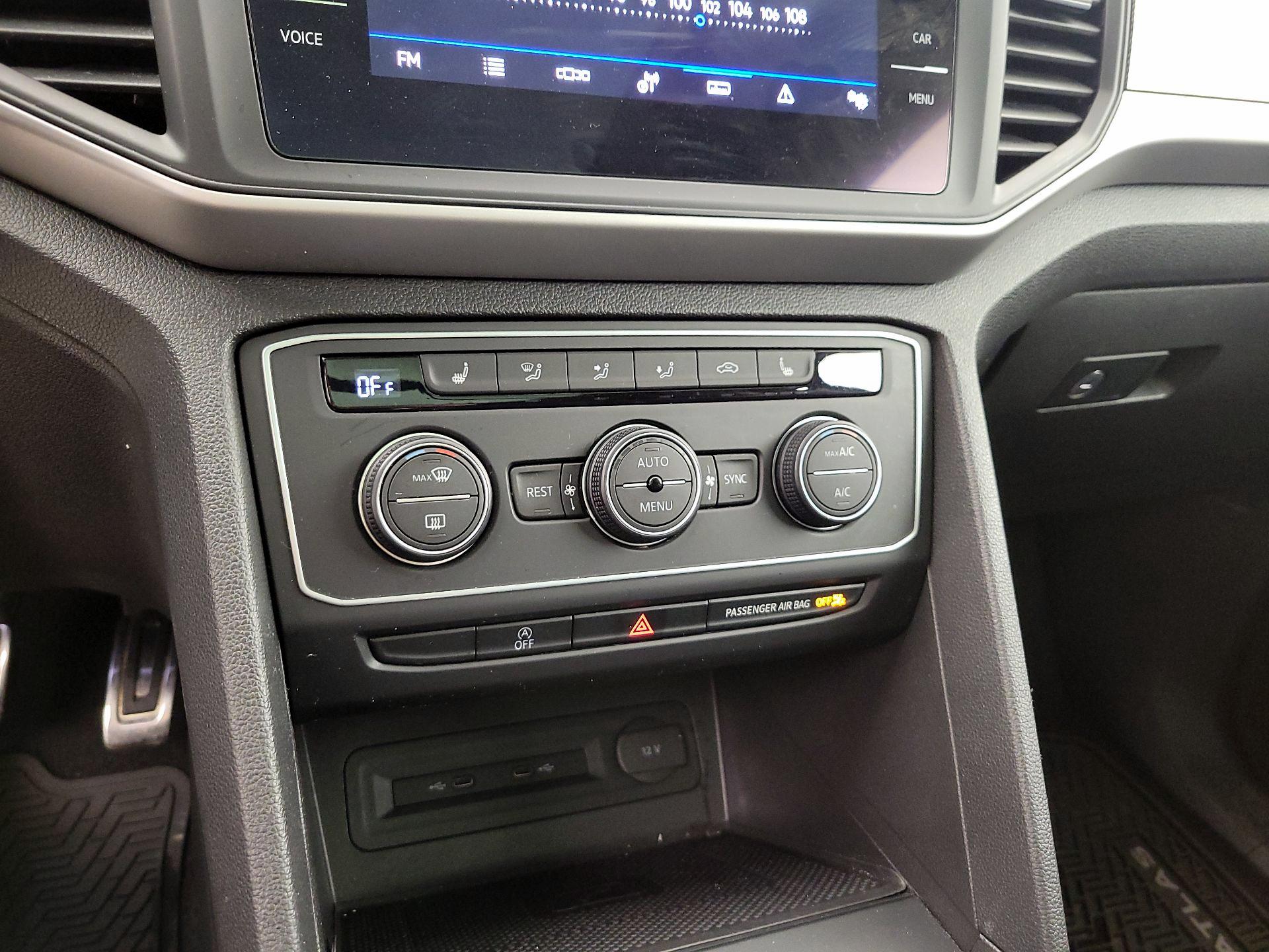 Thumbnail: 2021 Volkswagen Atlas - 16