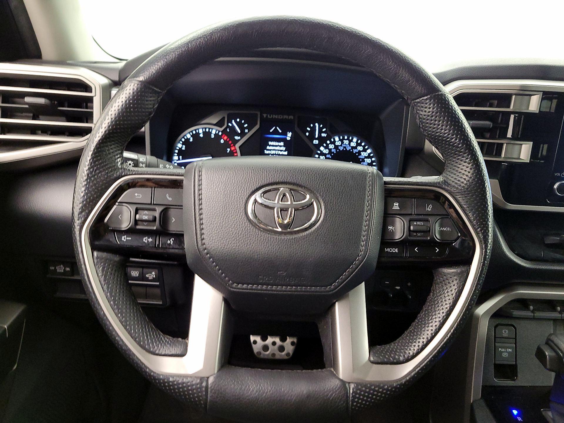 Thumbnail: 2022 Toyota Tundra - 10