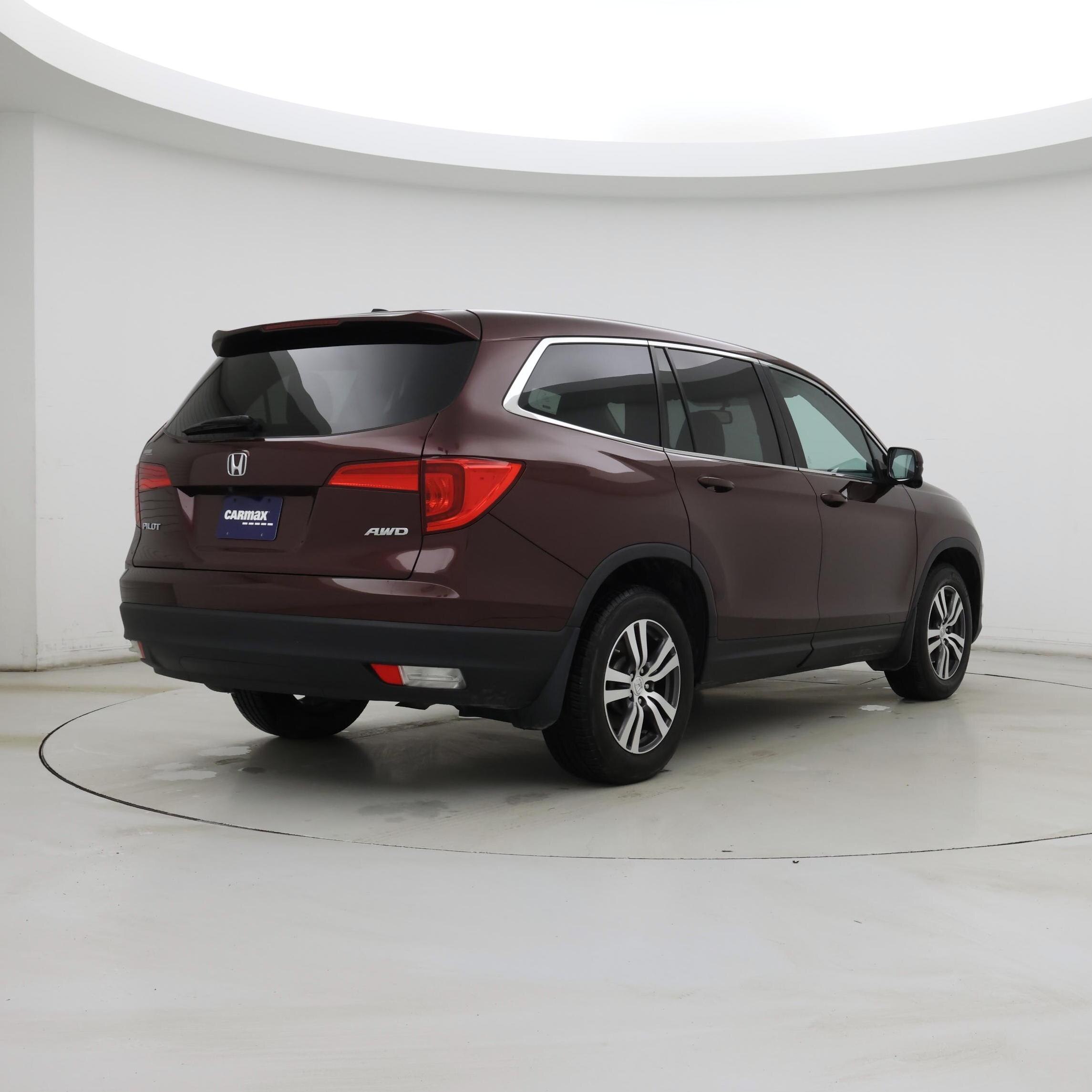 Thumbnail: 2016 Honda Pilot - 8