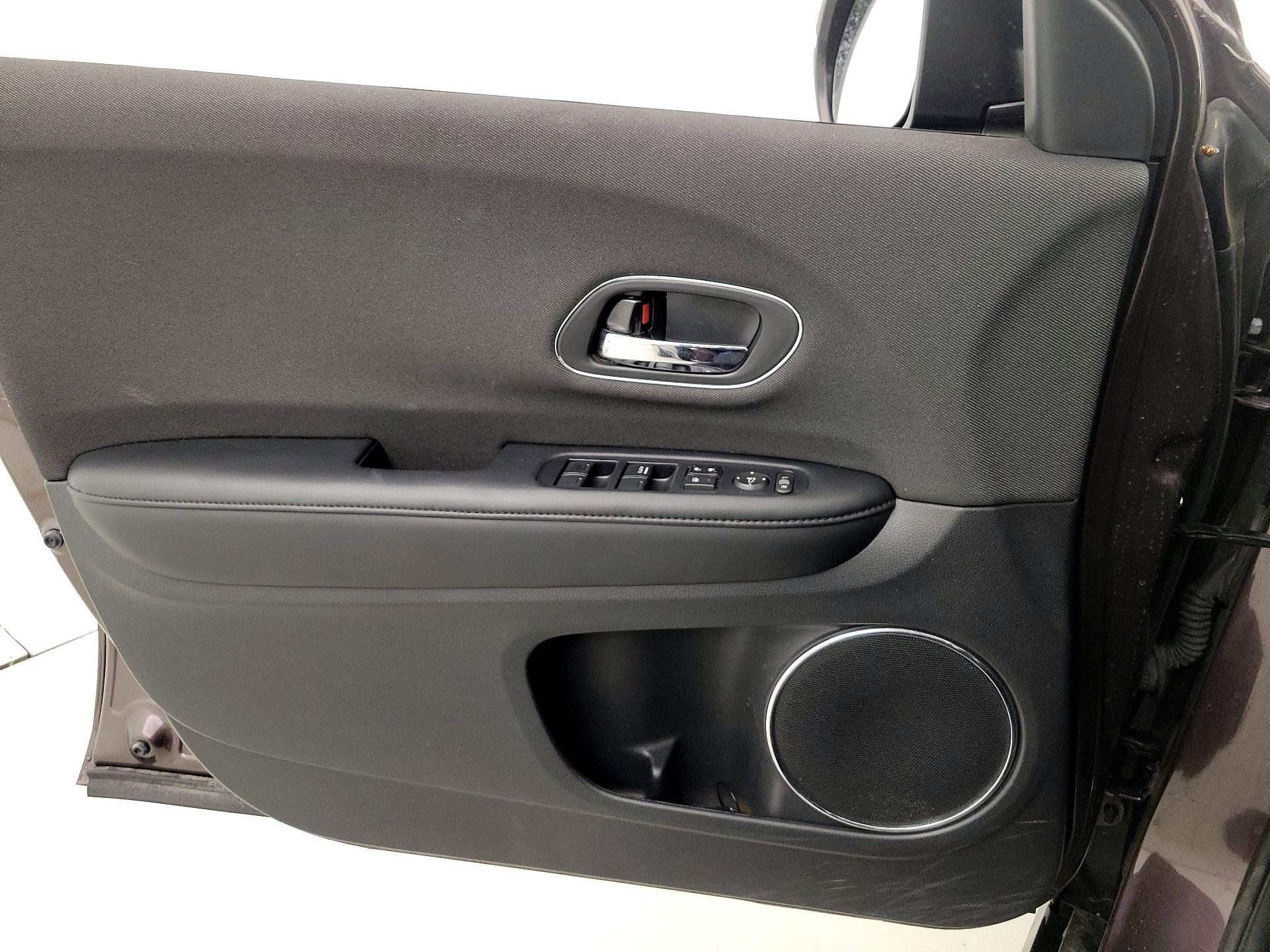 Thumbnail: 2020 Honda HR-V - 12