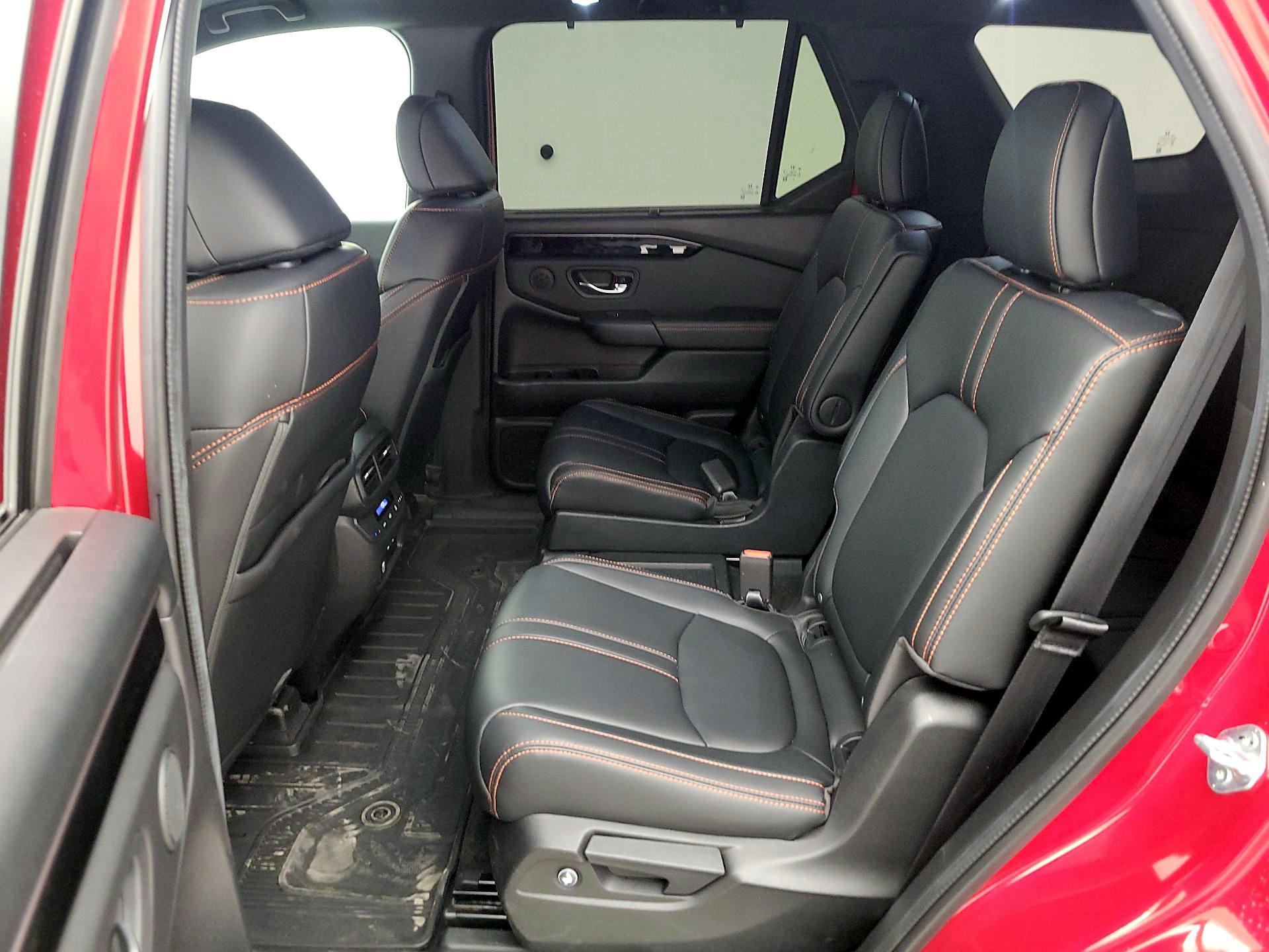 Thumbnail: 2024 Honda Pilot - 20