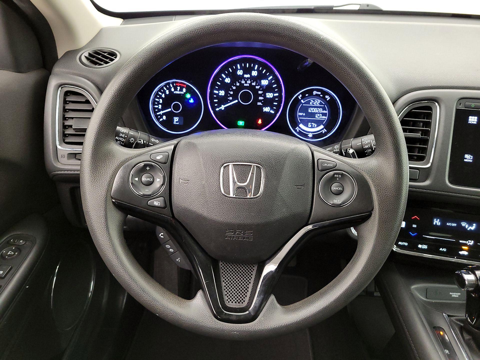 Thumbnail: 2018 Honda HR-V - 10