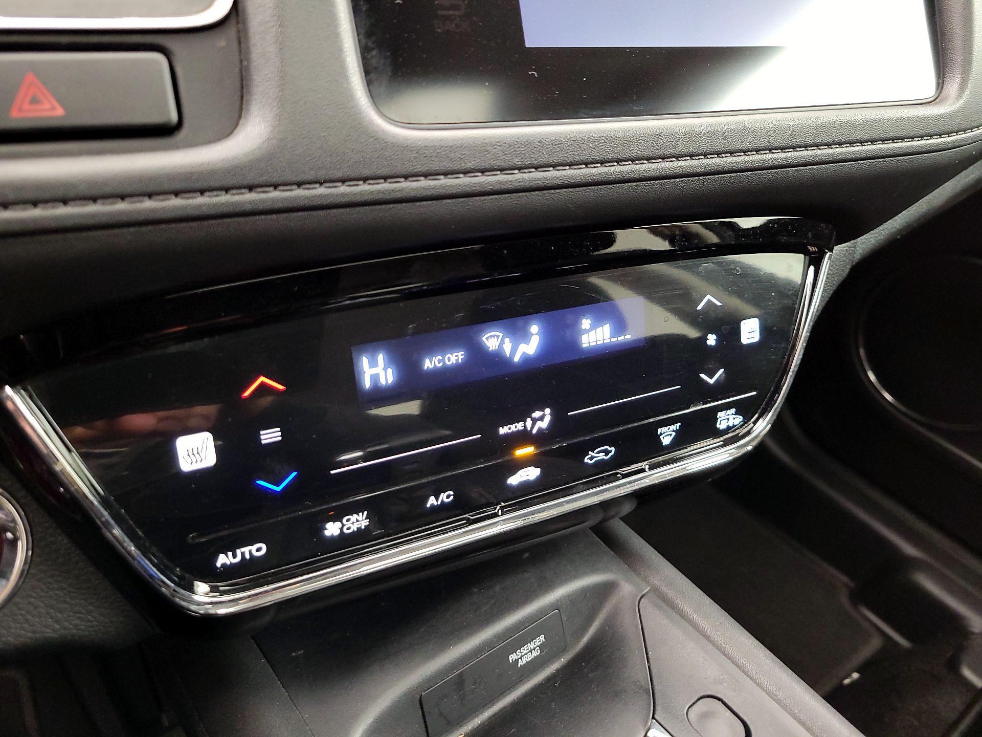 Thumbnail: 2018 Honda HR-V - 16