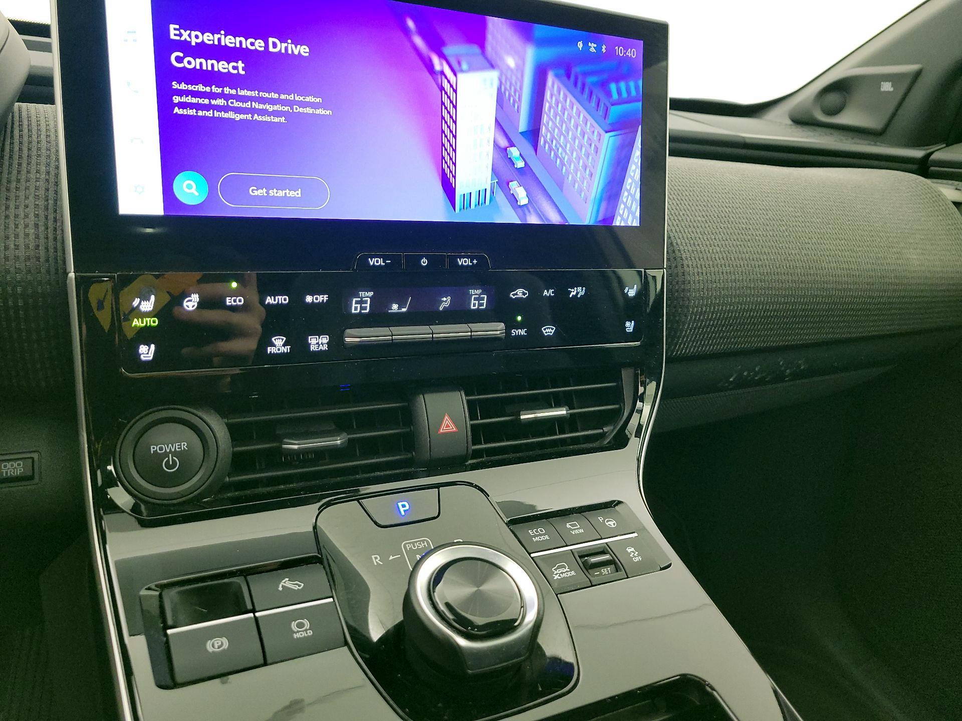 Thumbnail: 2024 Toyota bZ4X - 17