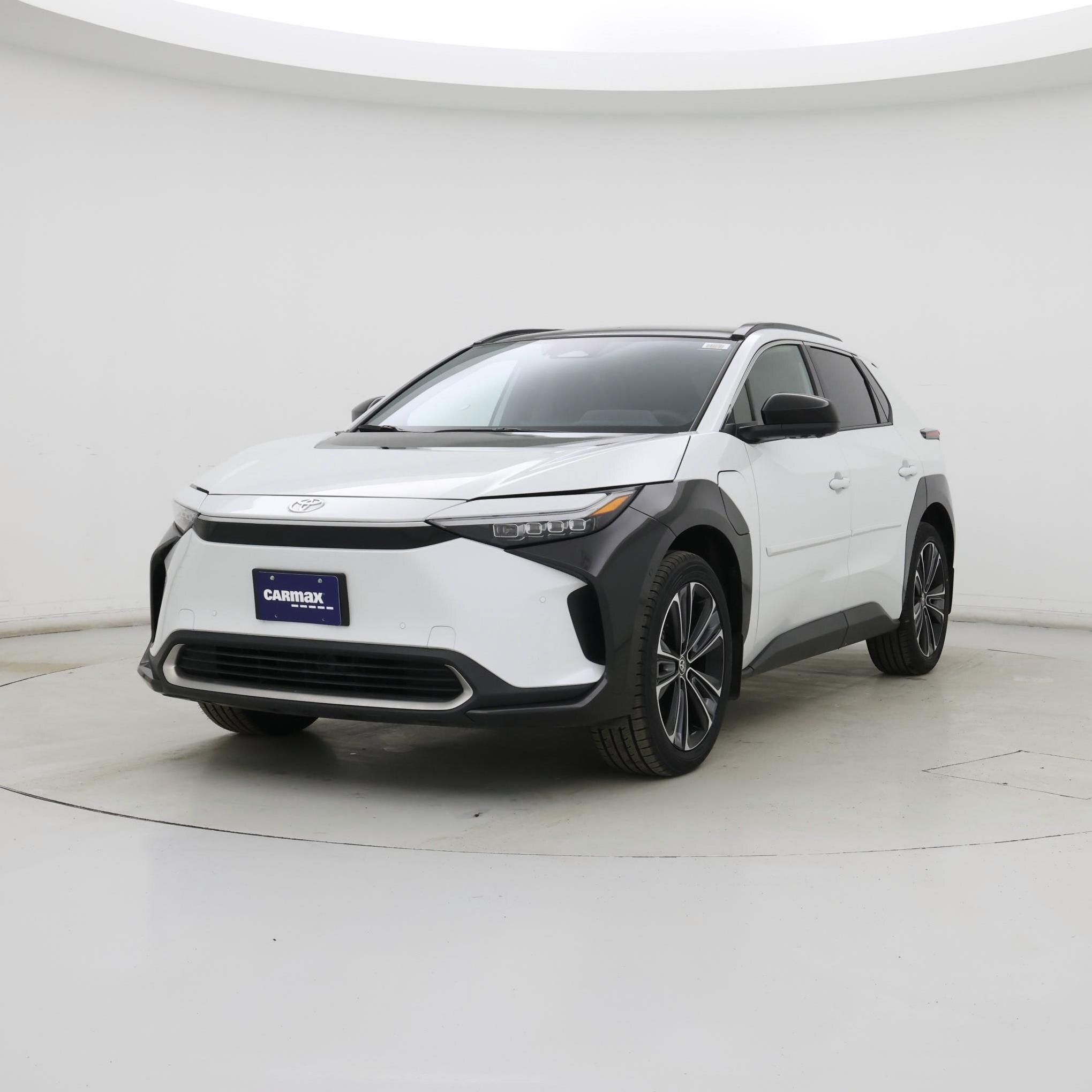 Thumbnail: 2024 Toyota bZ4X - 4