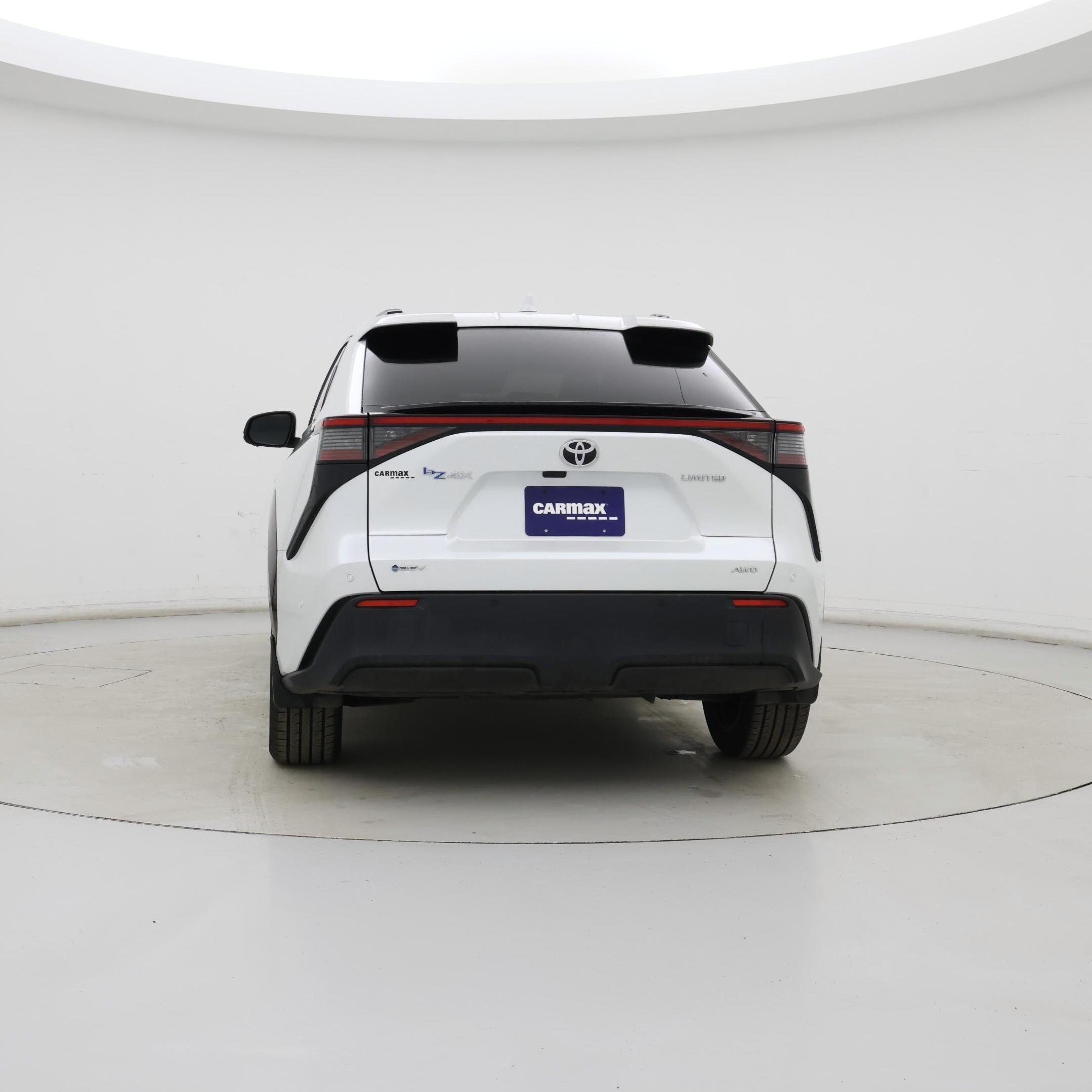 Thumbnail: 2024 Toyota bZ4X - 6