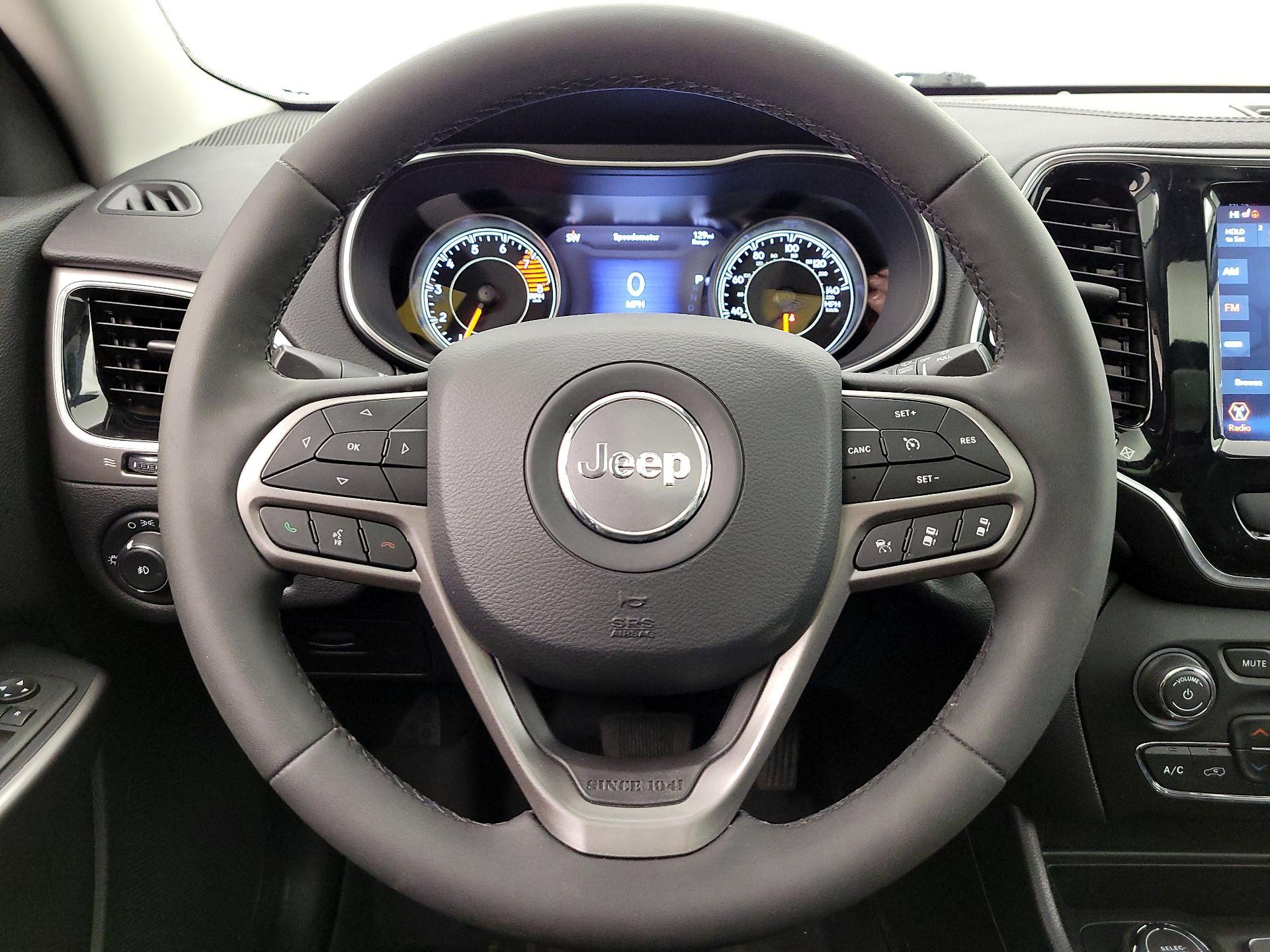 Thumbnail: 2022 Jeep Cherokee - 10