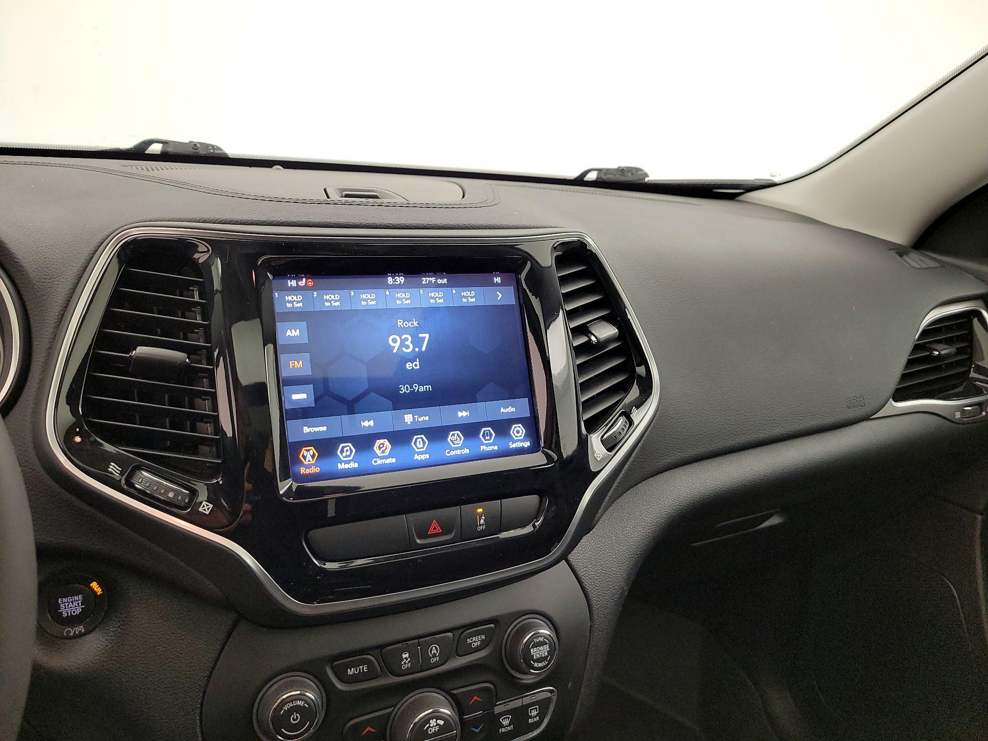 Thumbnail: 2022 Jeep Cherokee - 15