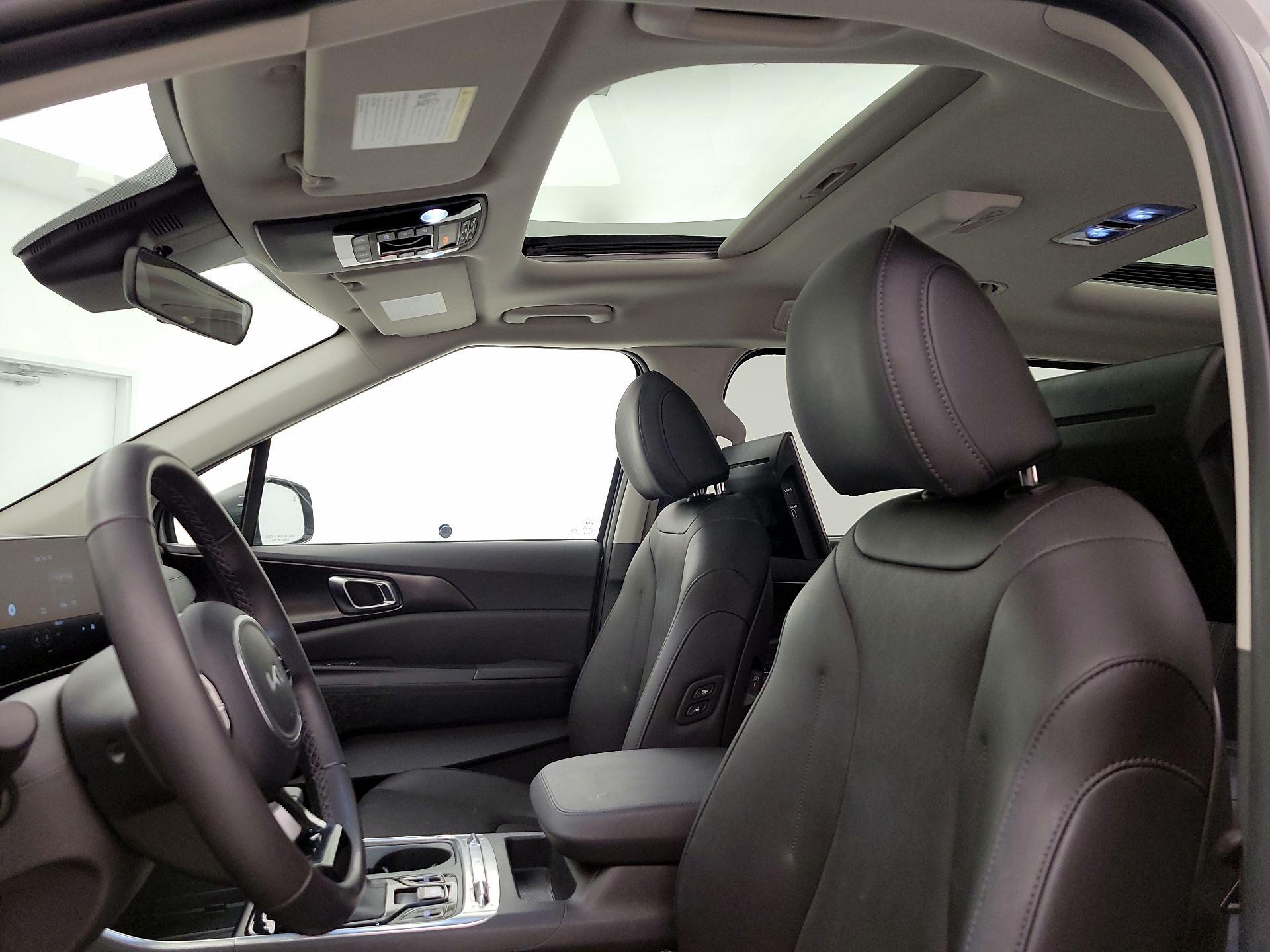 Thumbnail: 2025 Kia Carnival - 20