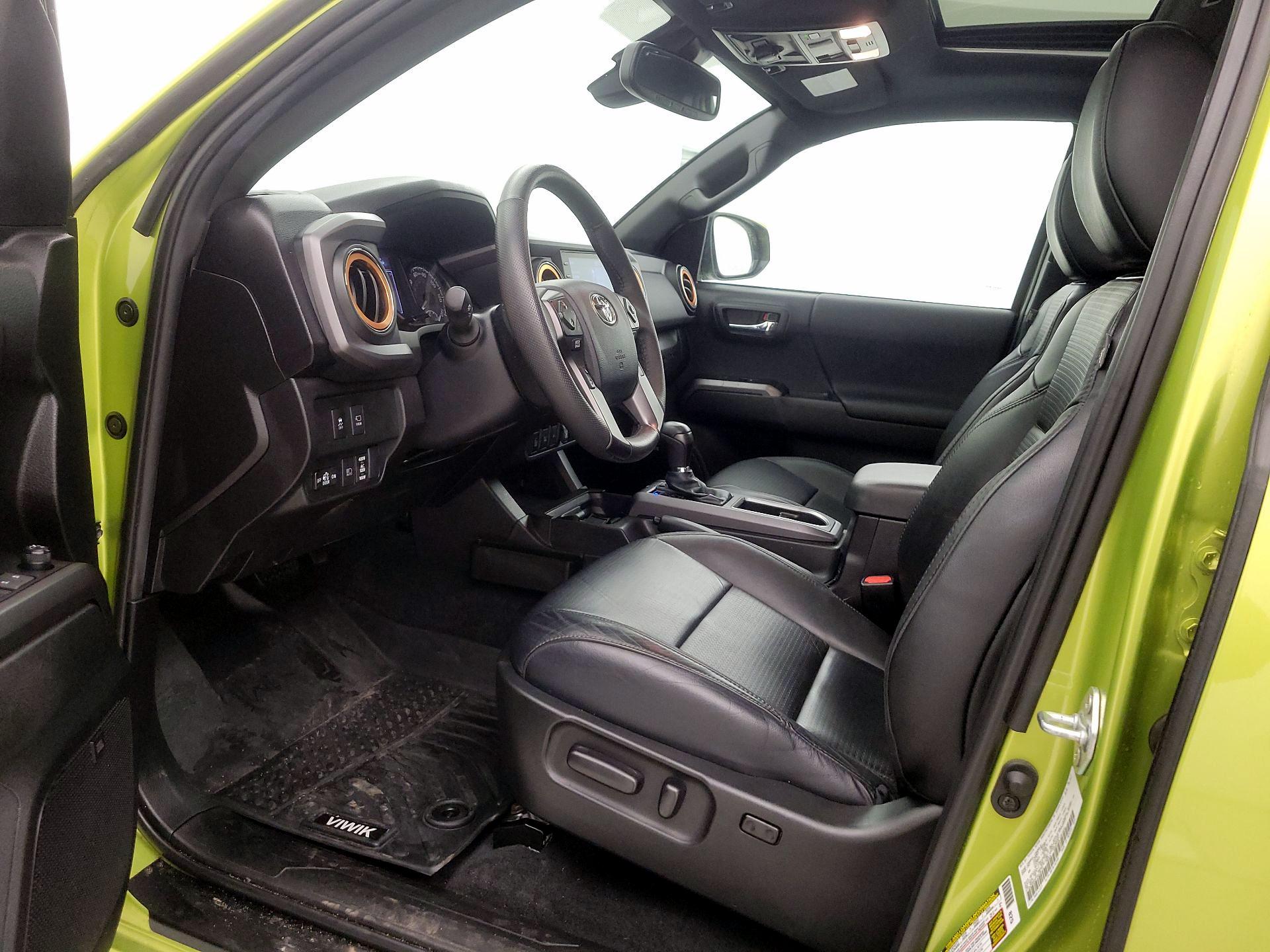 Thumbnail: 2023 Toyota Tacoma - 11